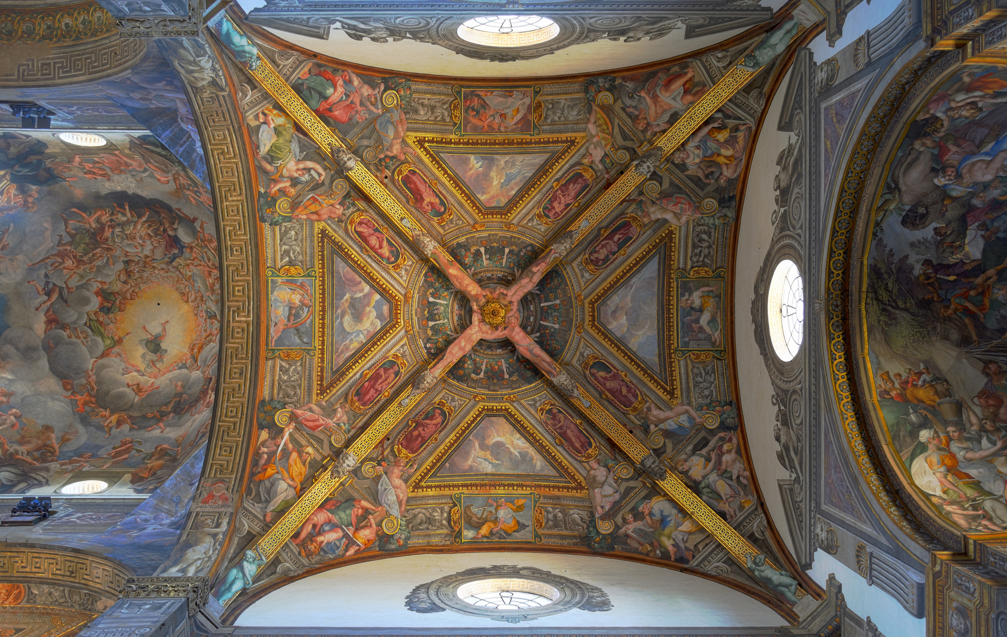 Cathedral (Parma) - Ceiling of right chapel and dome