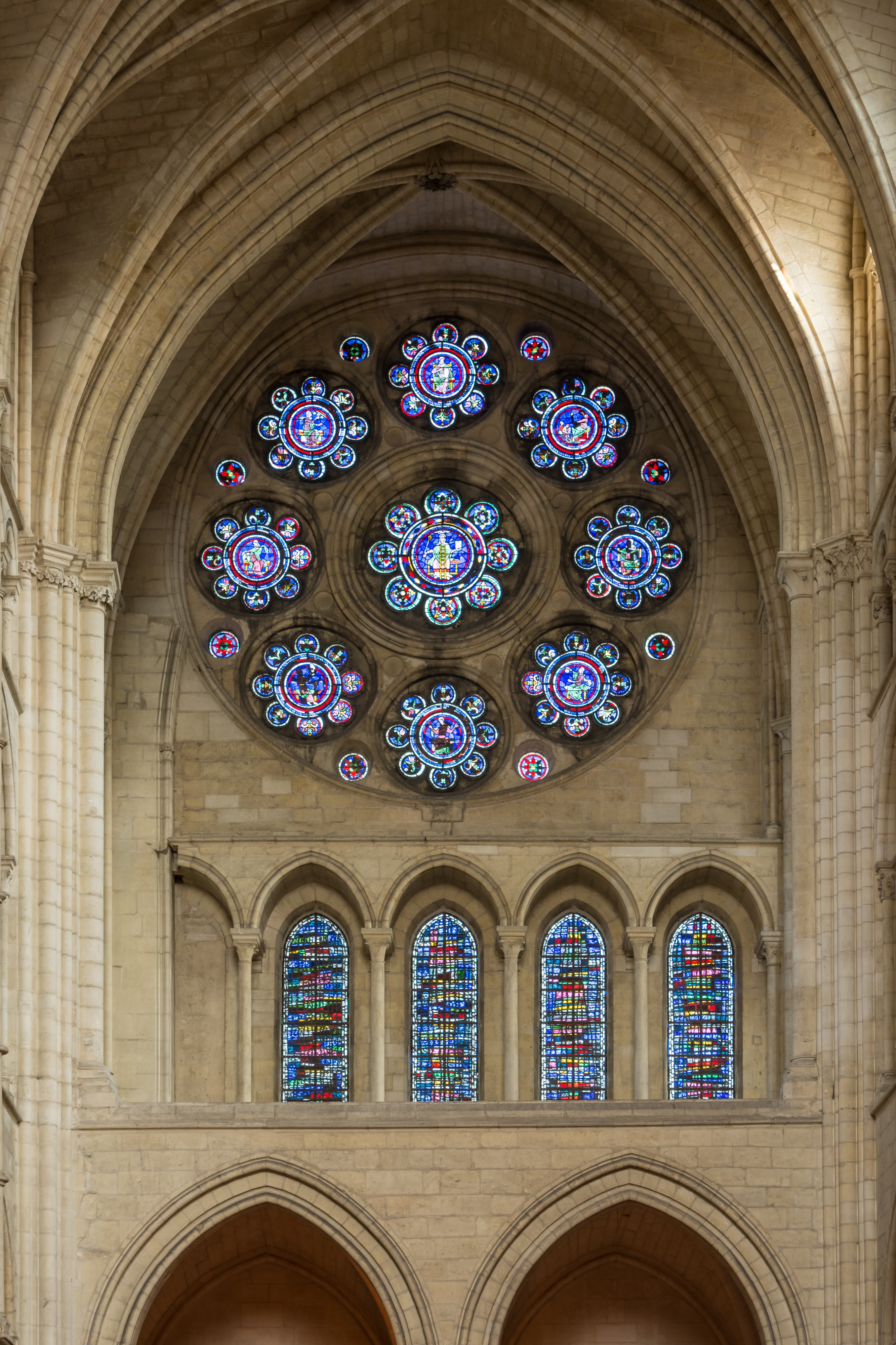 Laon Cathedral North Rose Window 01