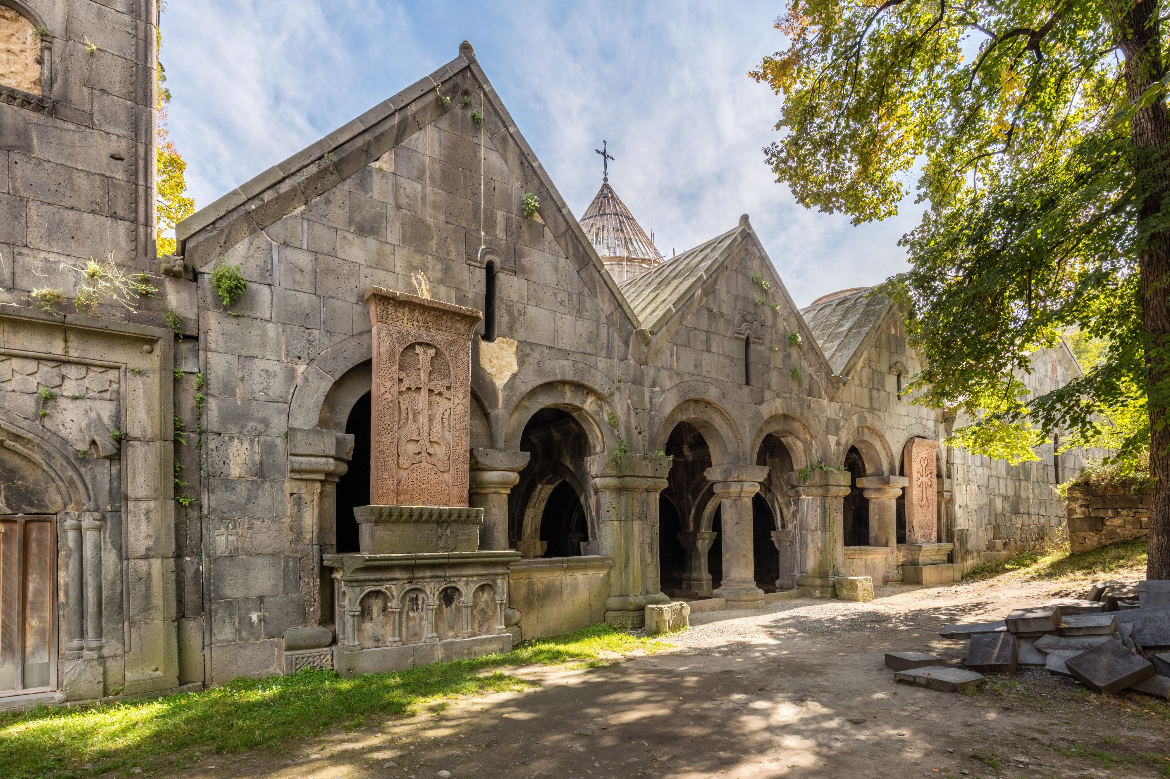 Monasterio de Sanahin, Armenia, 2016-09-30, DD 52-54 HDR
