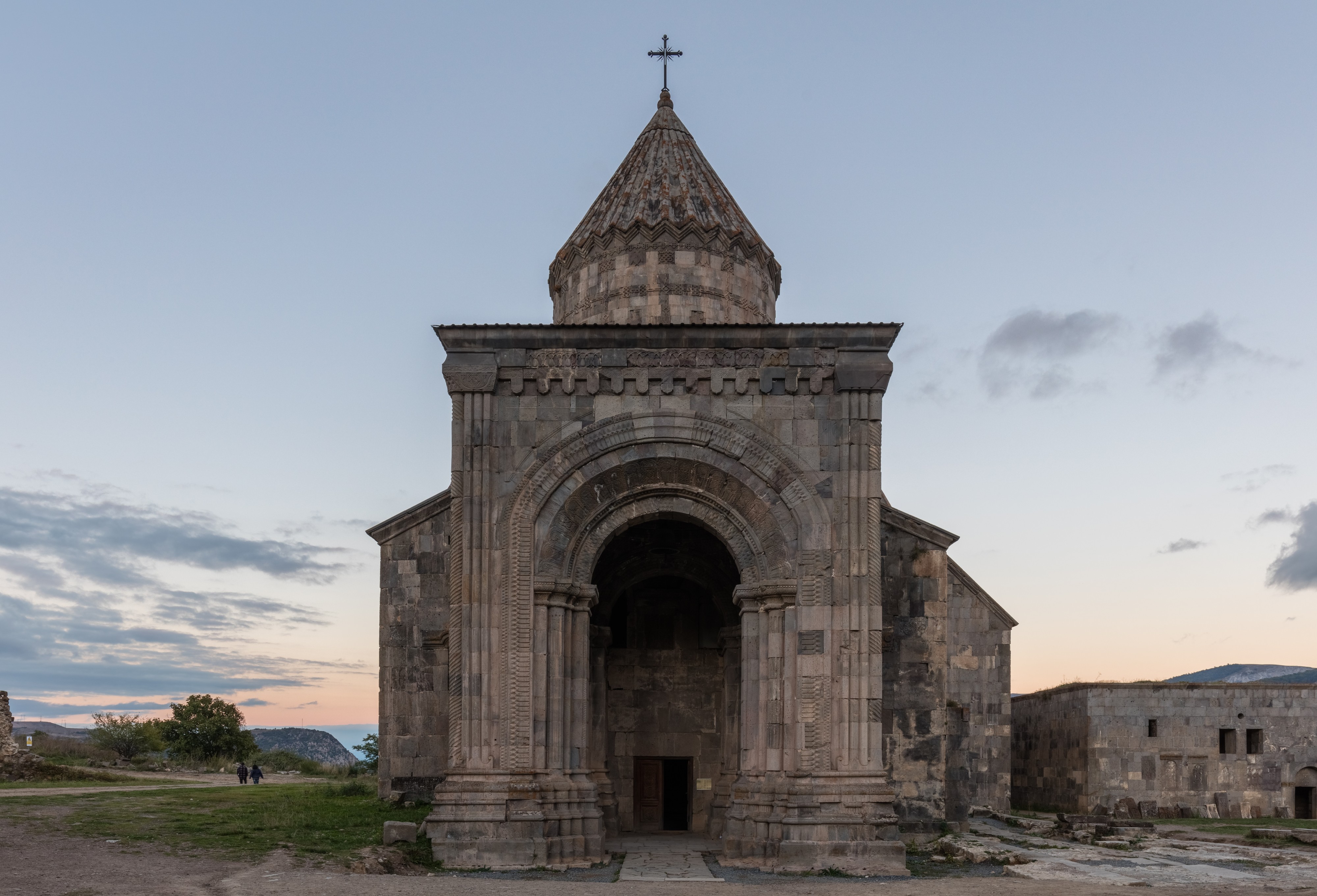 Monasterio de Tatev, Armenia, 2016-10-01, DD 80-82 HDR