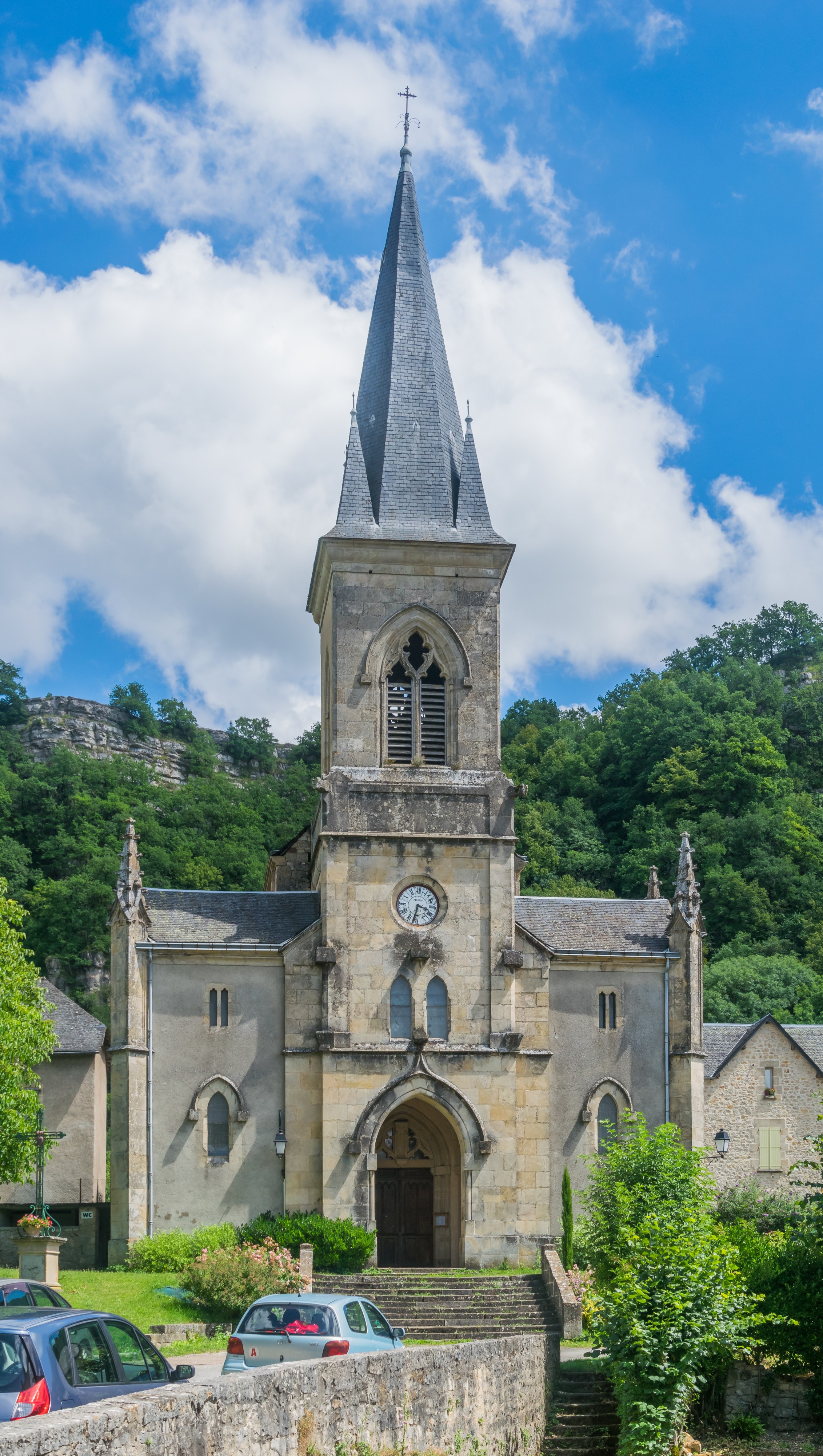 Saint Peter Parish Church of Salles-la-Source 02