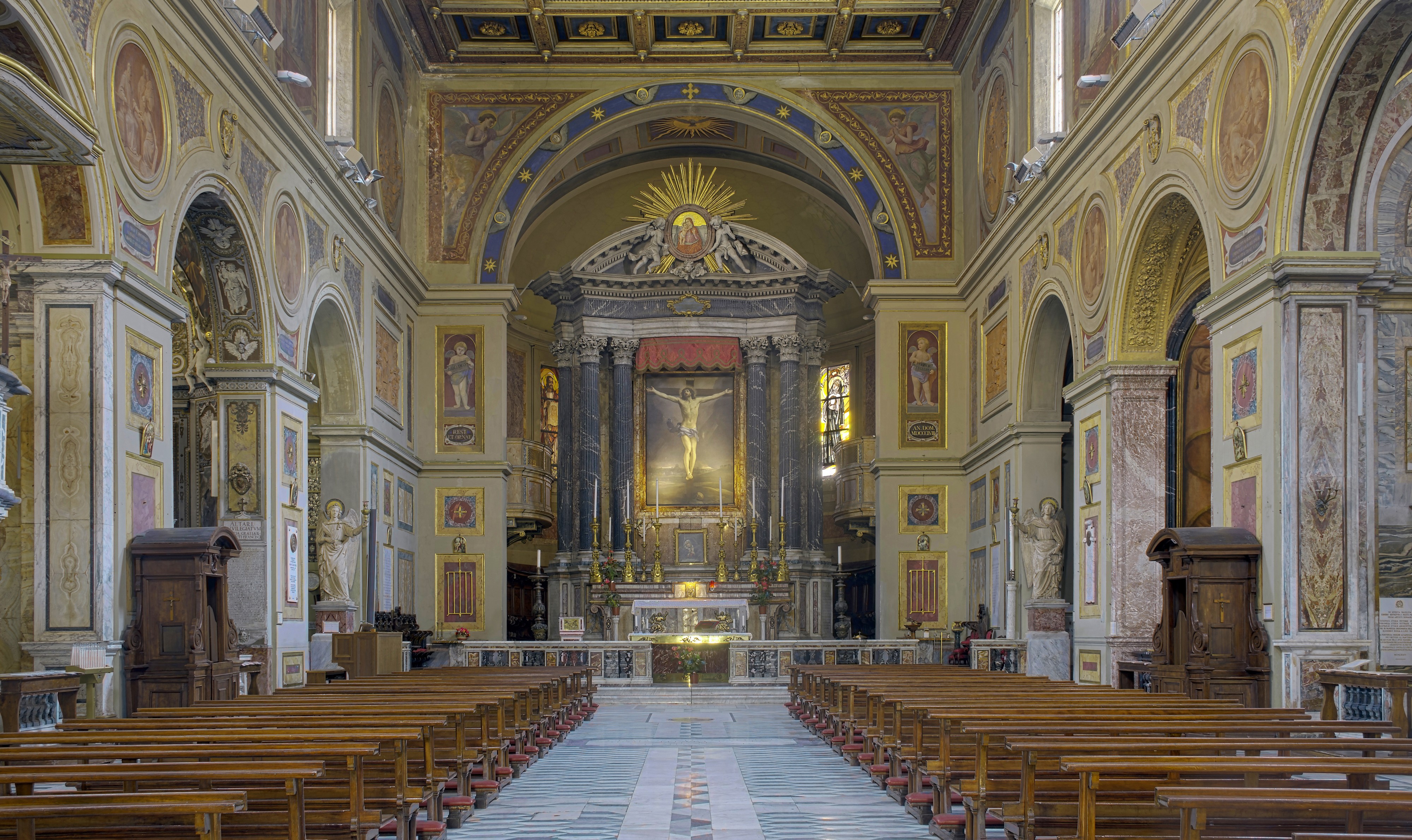 San Lorenzo in Lucina (Rome) - Interior HDR