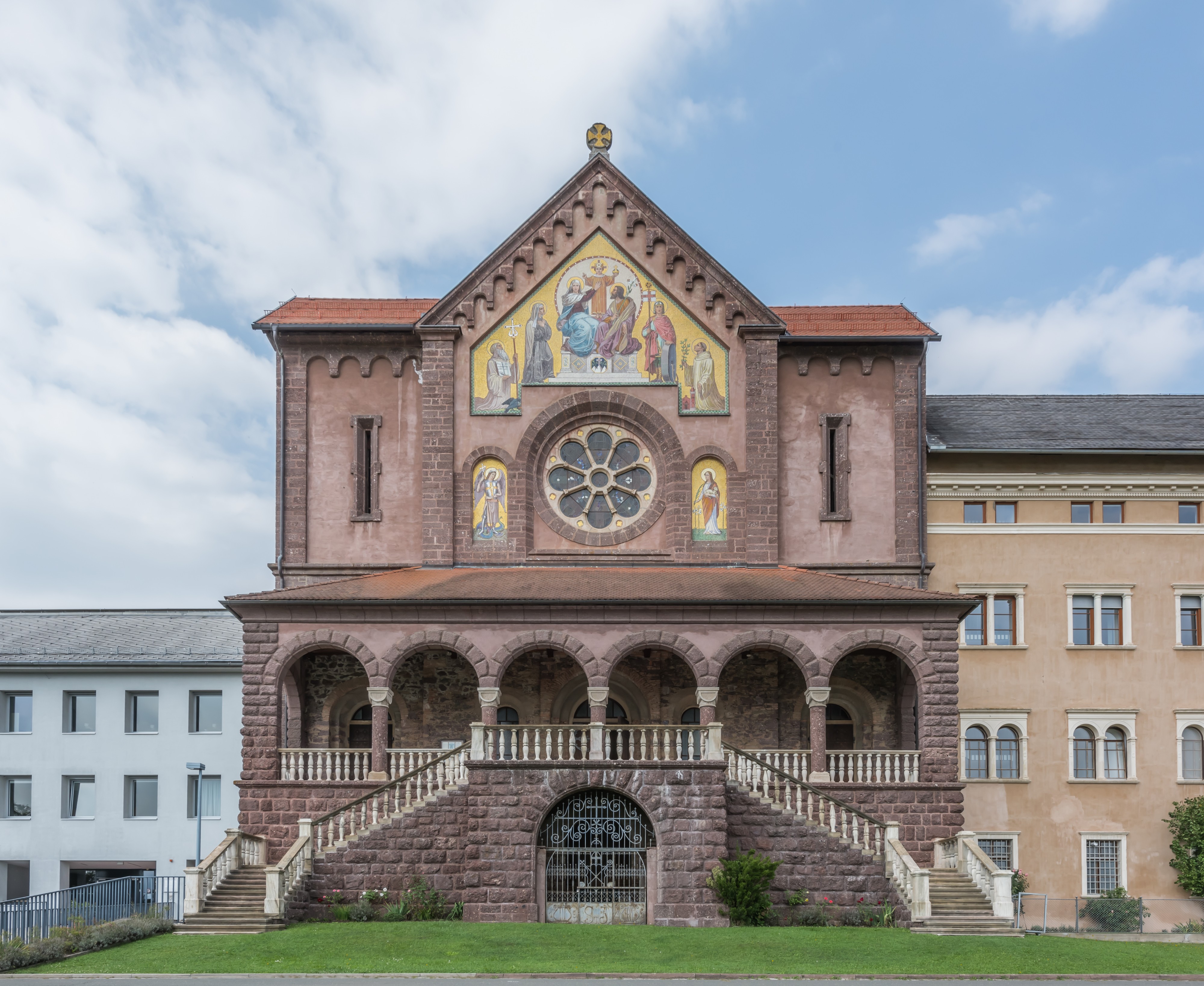 Sankt Veit Tanzenberg Pfarrkirche hll Florian und Josef Ost-Ansicht 07092016 4082