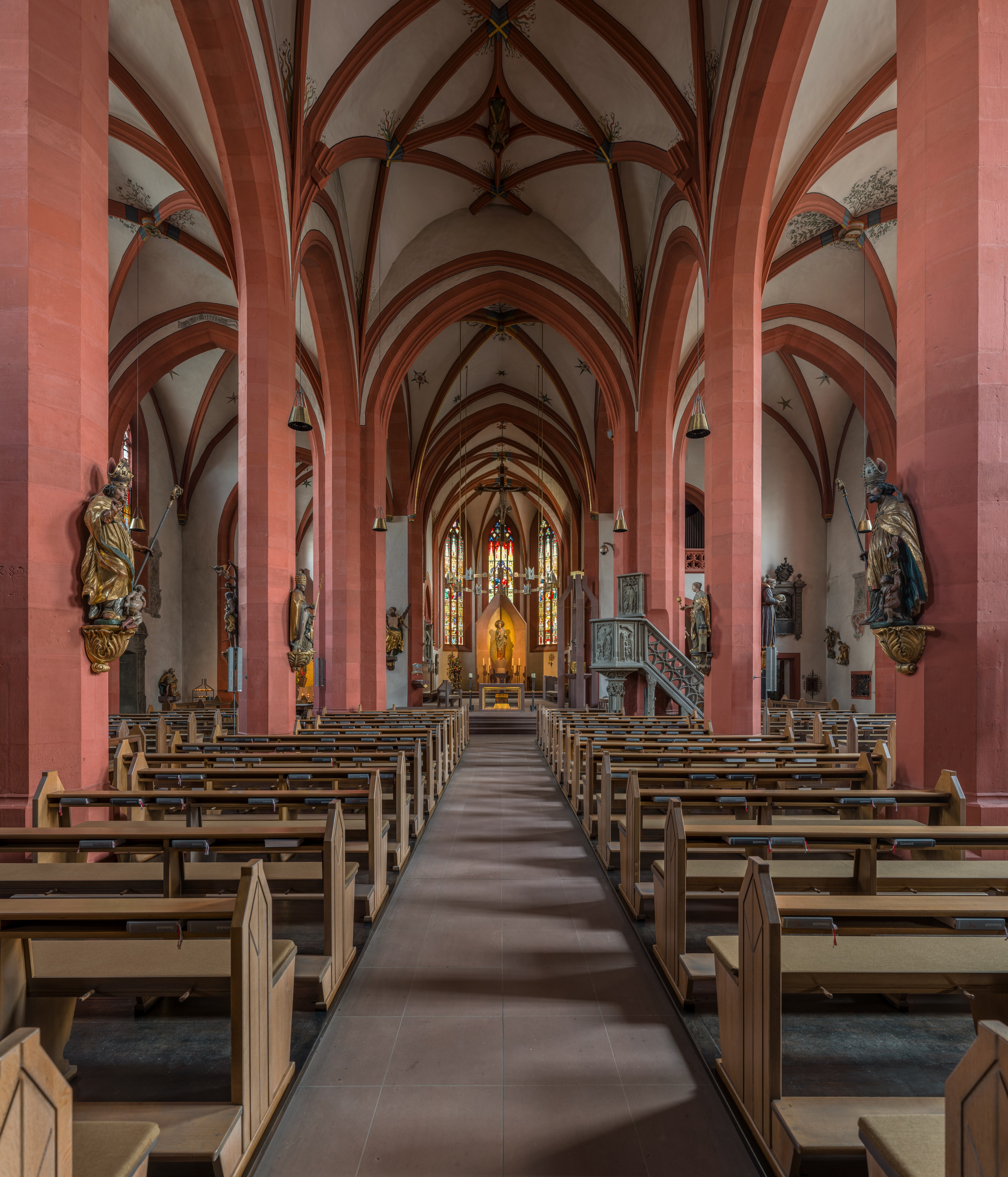 St. Andreas, Karlstadt, Nave 20160727 1