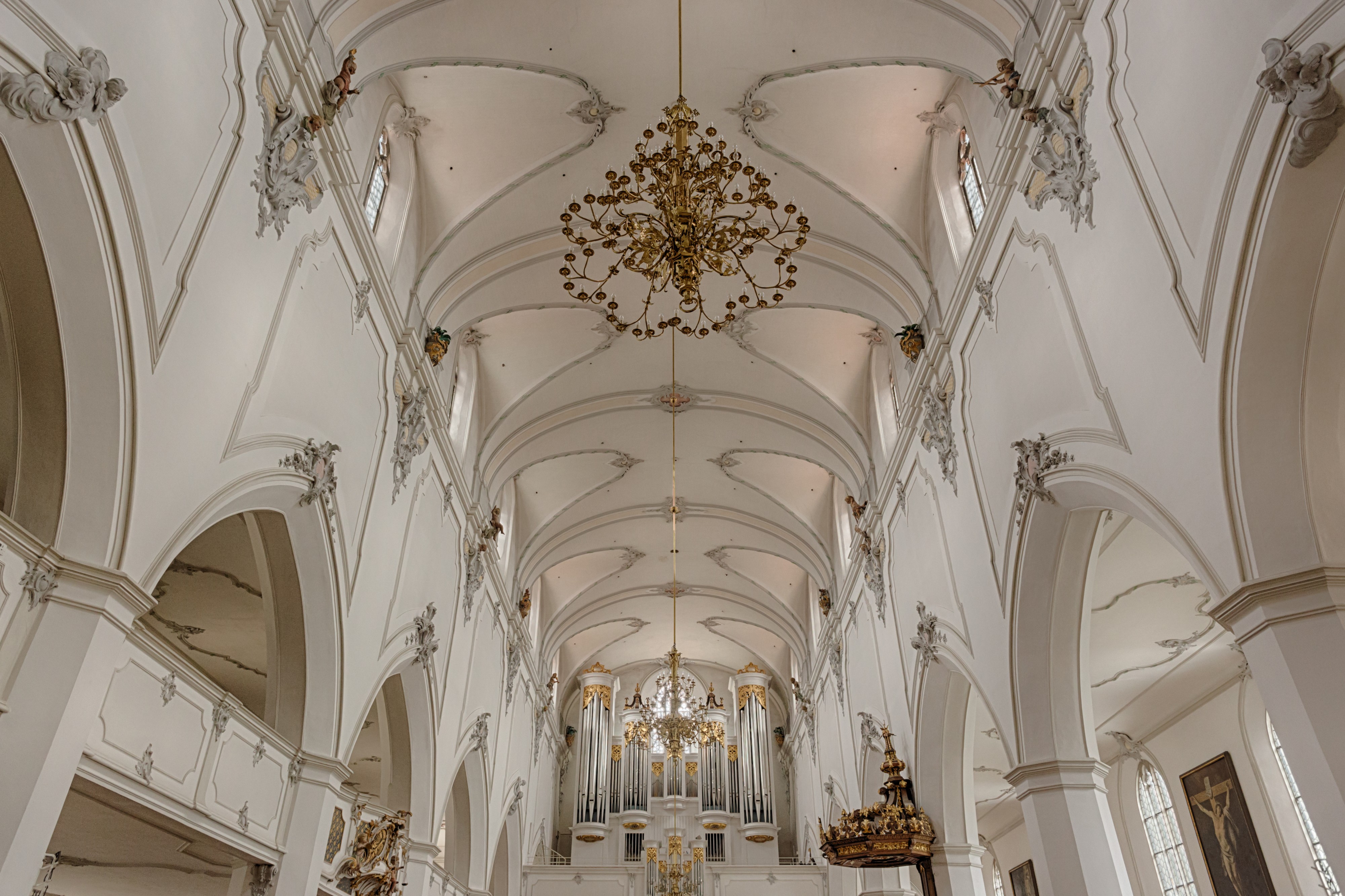 St. Mang (Kempten) - Sicht zur Decke Richtung Orgel
