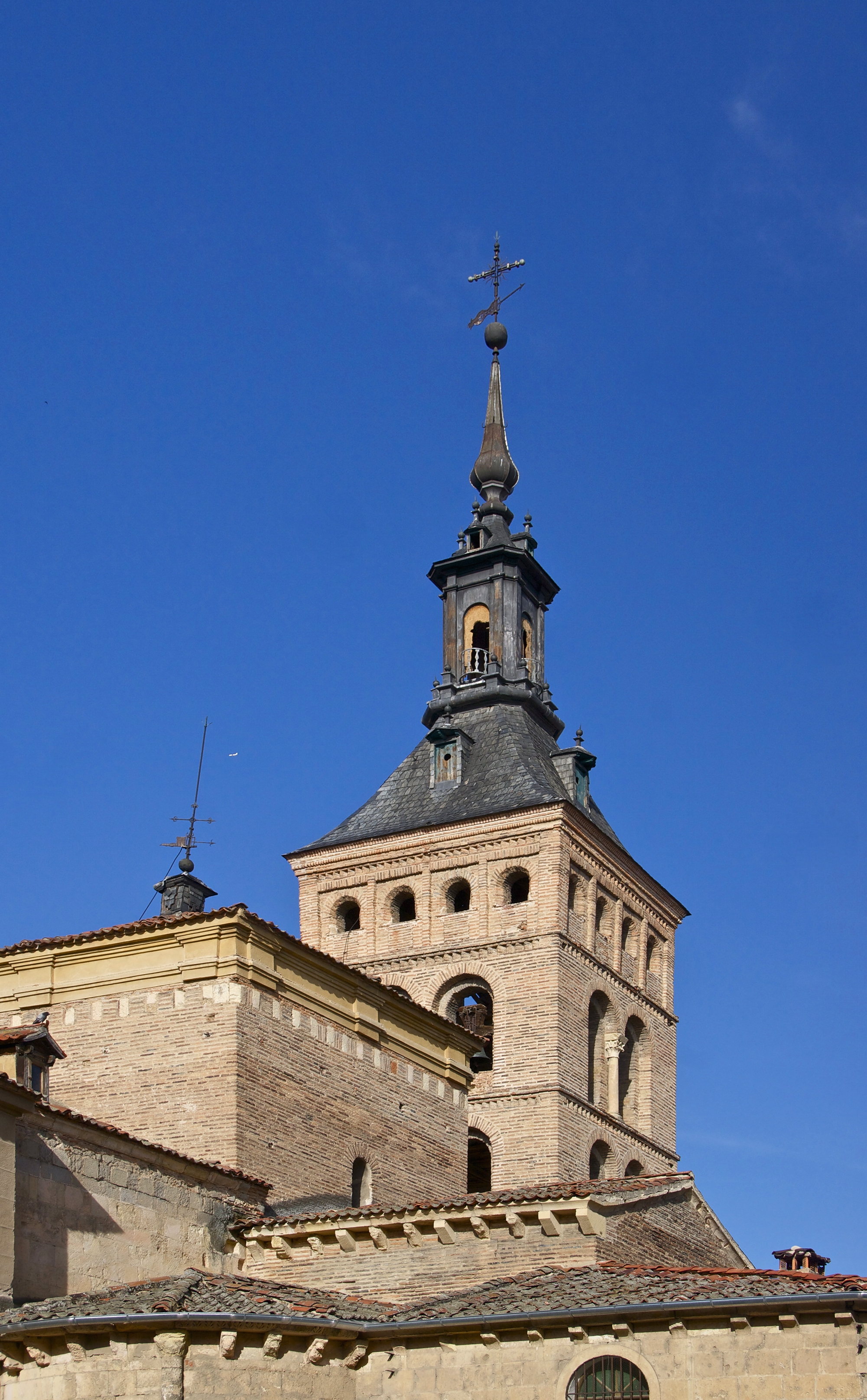 Toit clocher San Martin Segovia