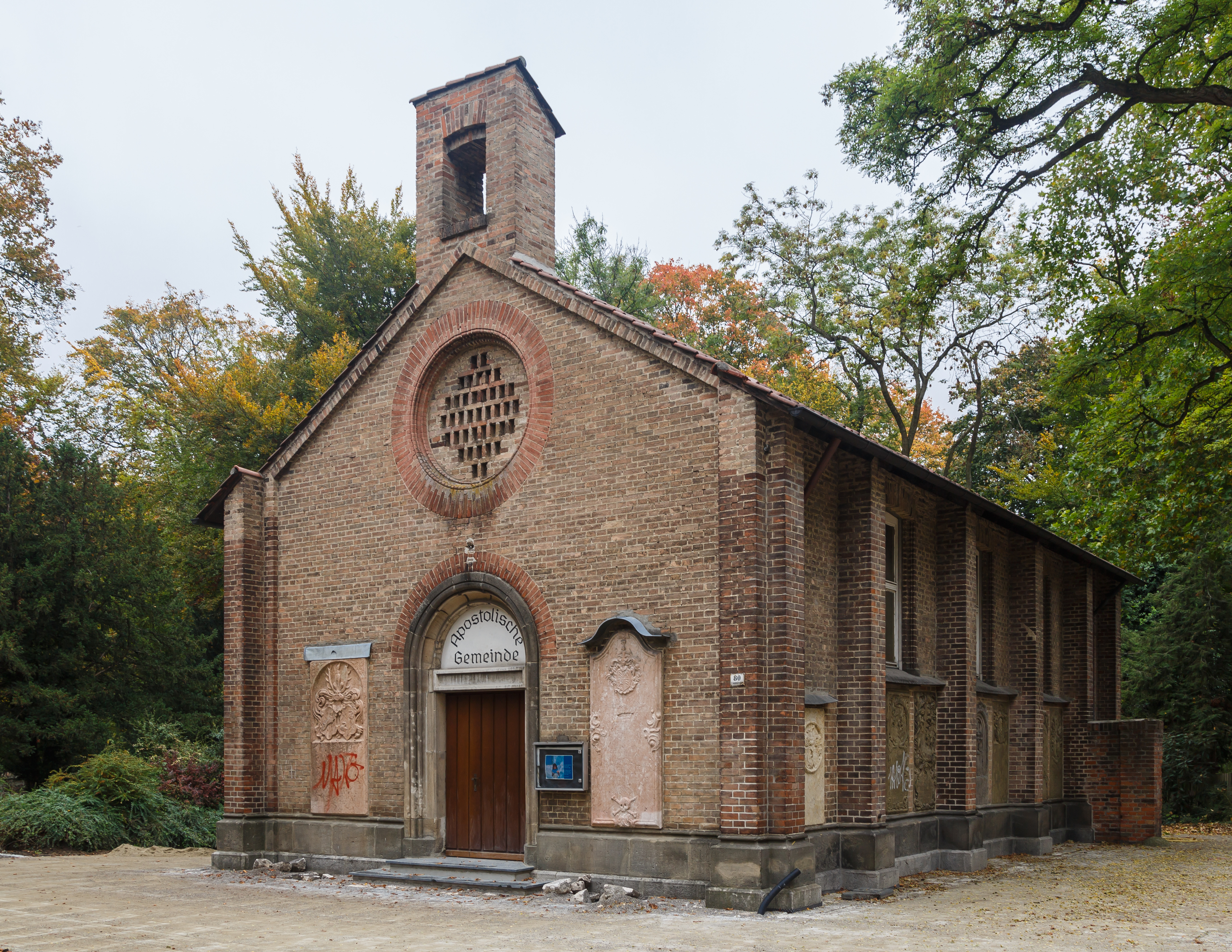 Ulm Germany Kirche-der-Apostolischen-Gemeinschaft-01