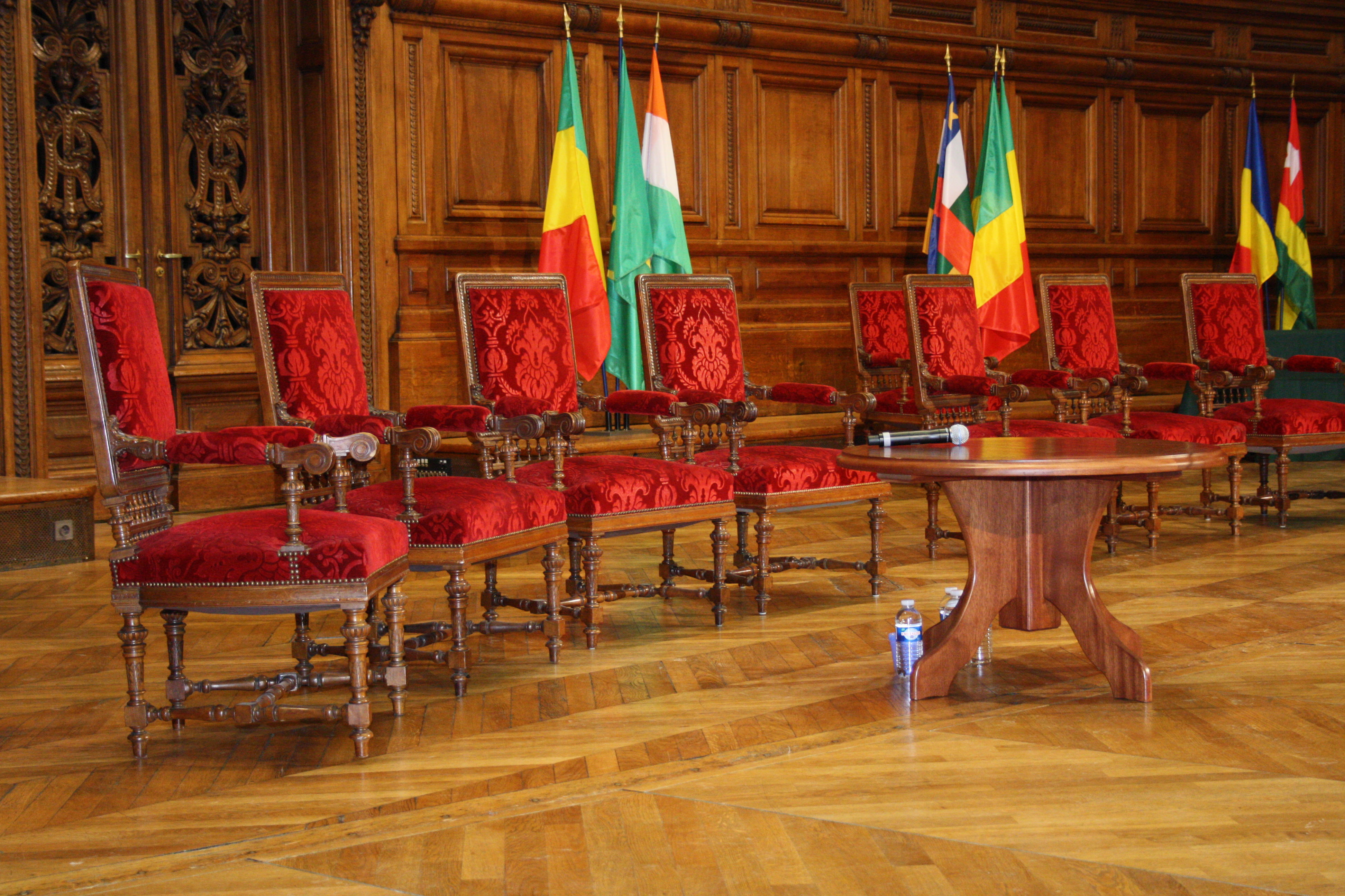 La Sorbonne Cinquantenaire des Independances Africaines Chairs