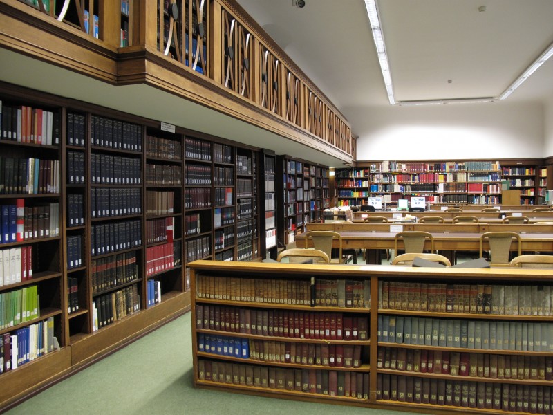 Lesesaal der Wissenschaftlichen Stadtbibliothek Mainz