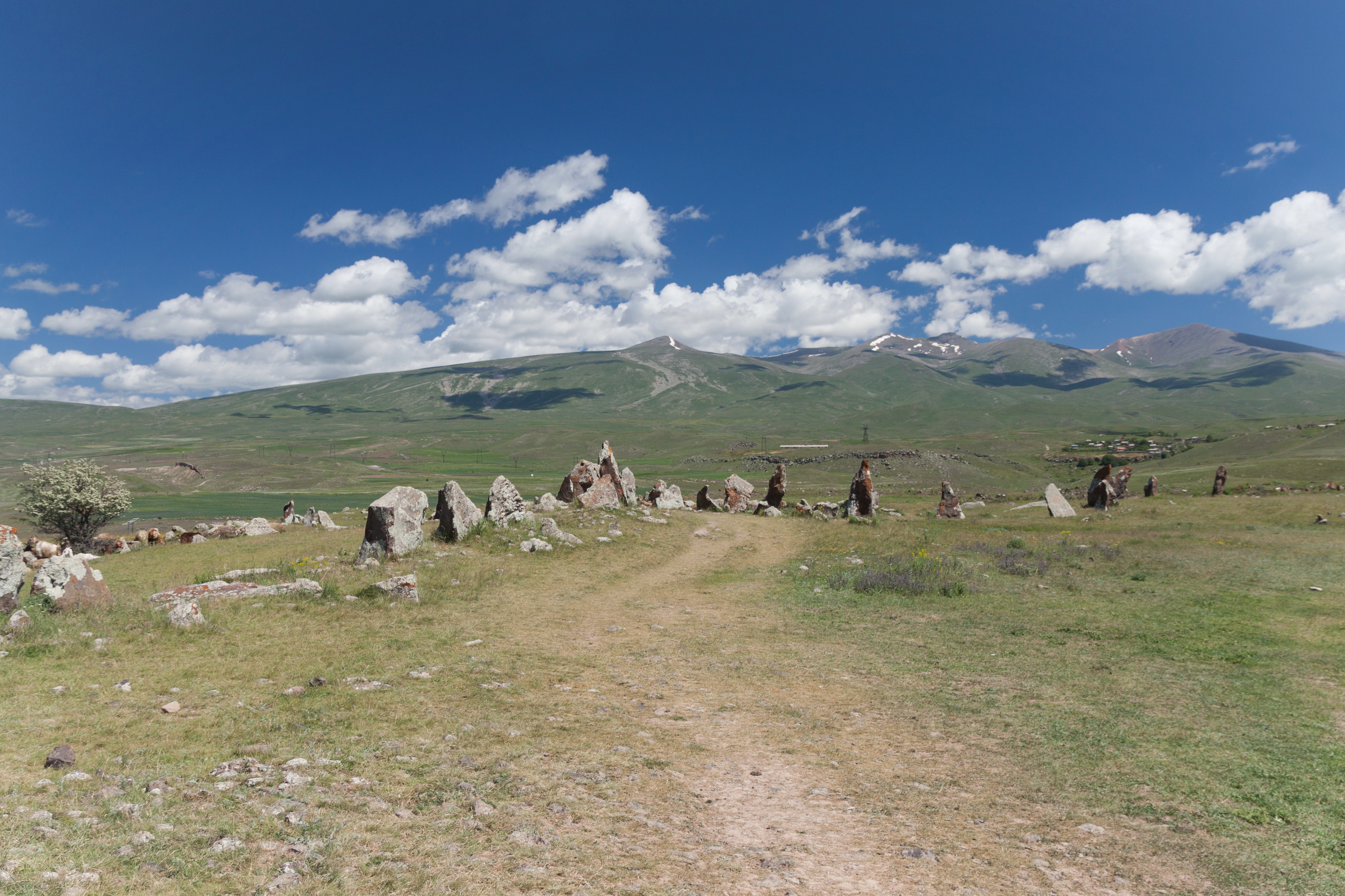 2014 Prowincja Sjunik, Zorac Karer, Prehistoryczny kompleks megalityczny (014)
