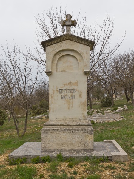 Sevastopol 04-14 img22 Brotherhood Cemetery