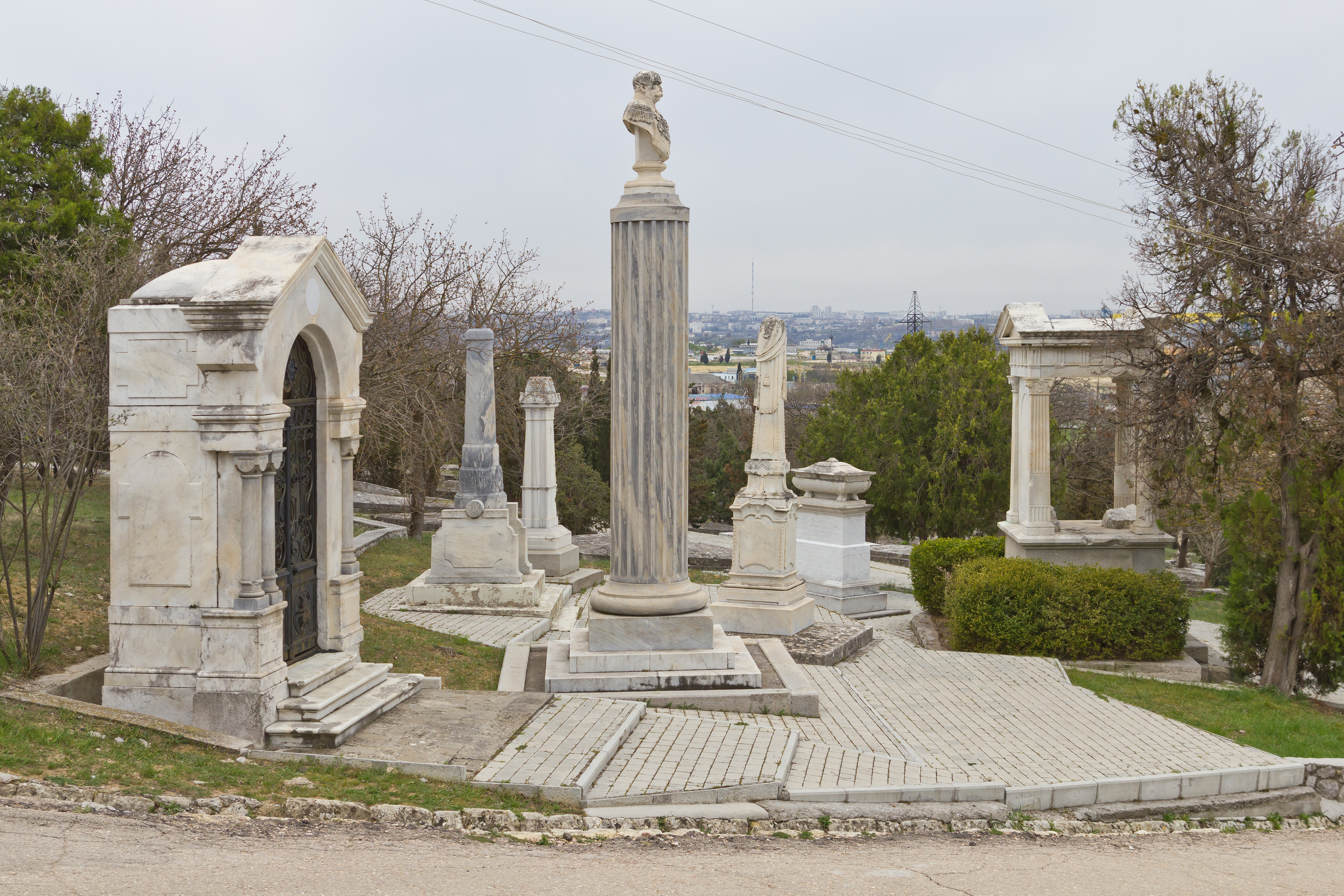 Sevastopol 04-14 img26 Brotherhood Cemetery