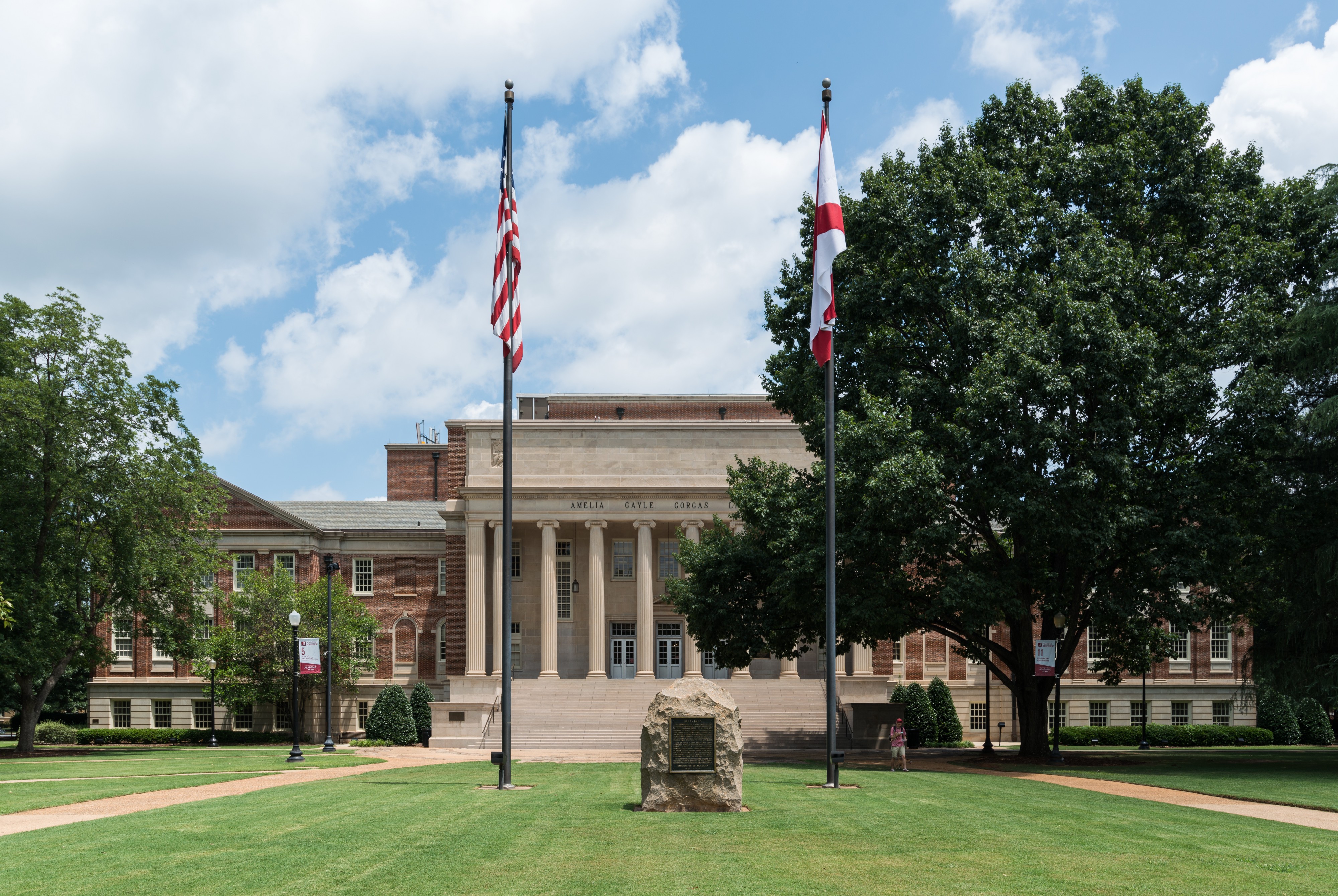 Amelia Gayle Gorgas Library and Flags, UA, Tuscaloosa, South view 20160714 1