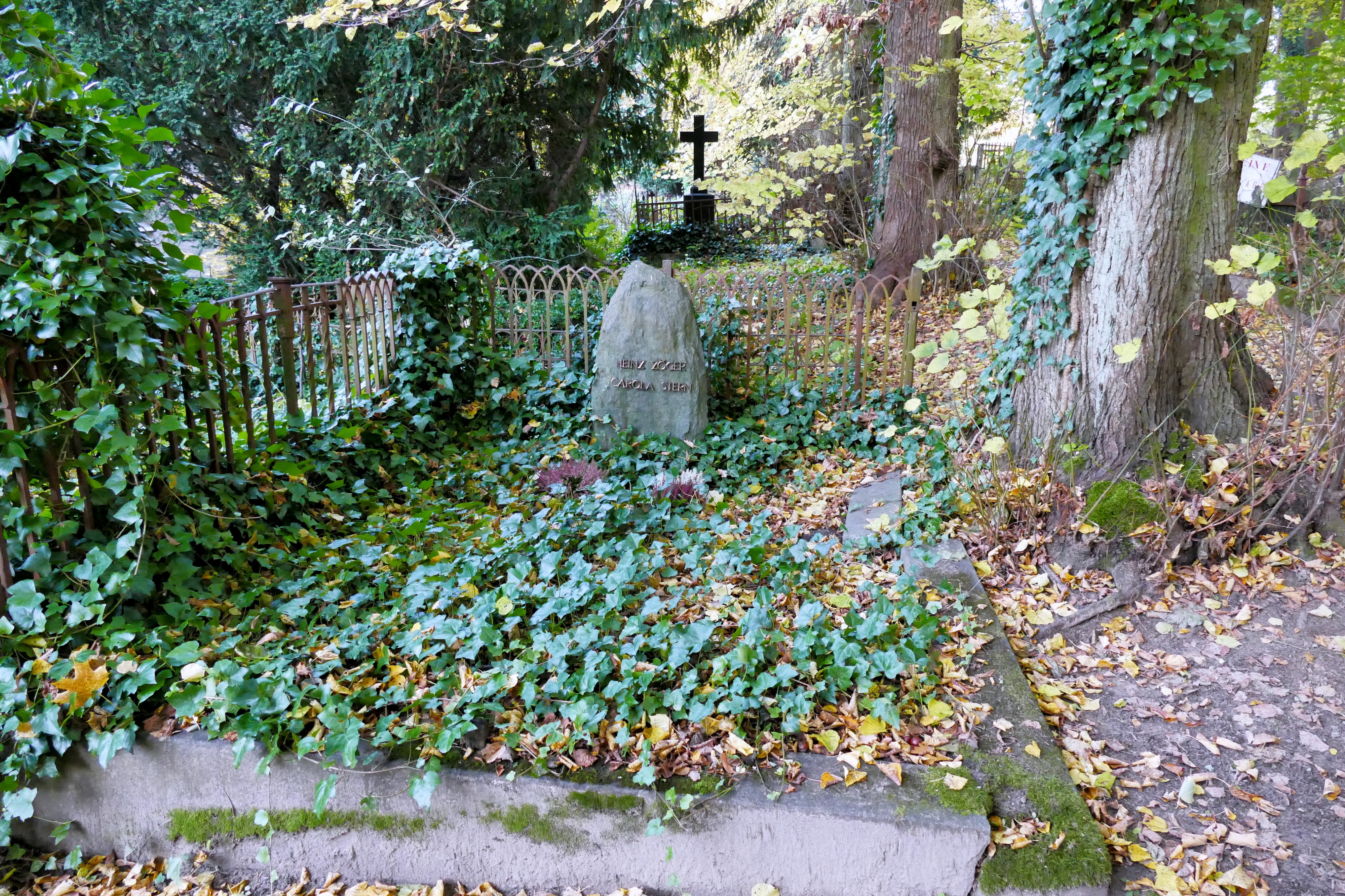 Benz Usedom Neuer Friedhof Grab Carola Stern