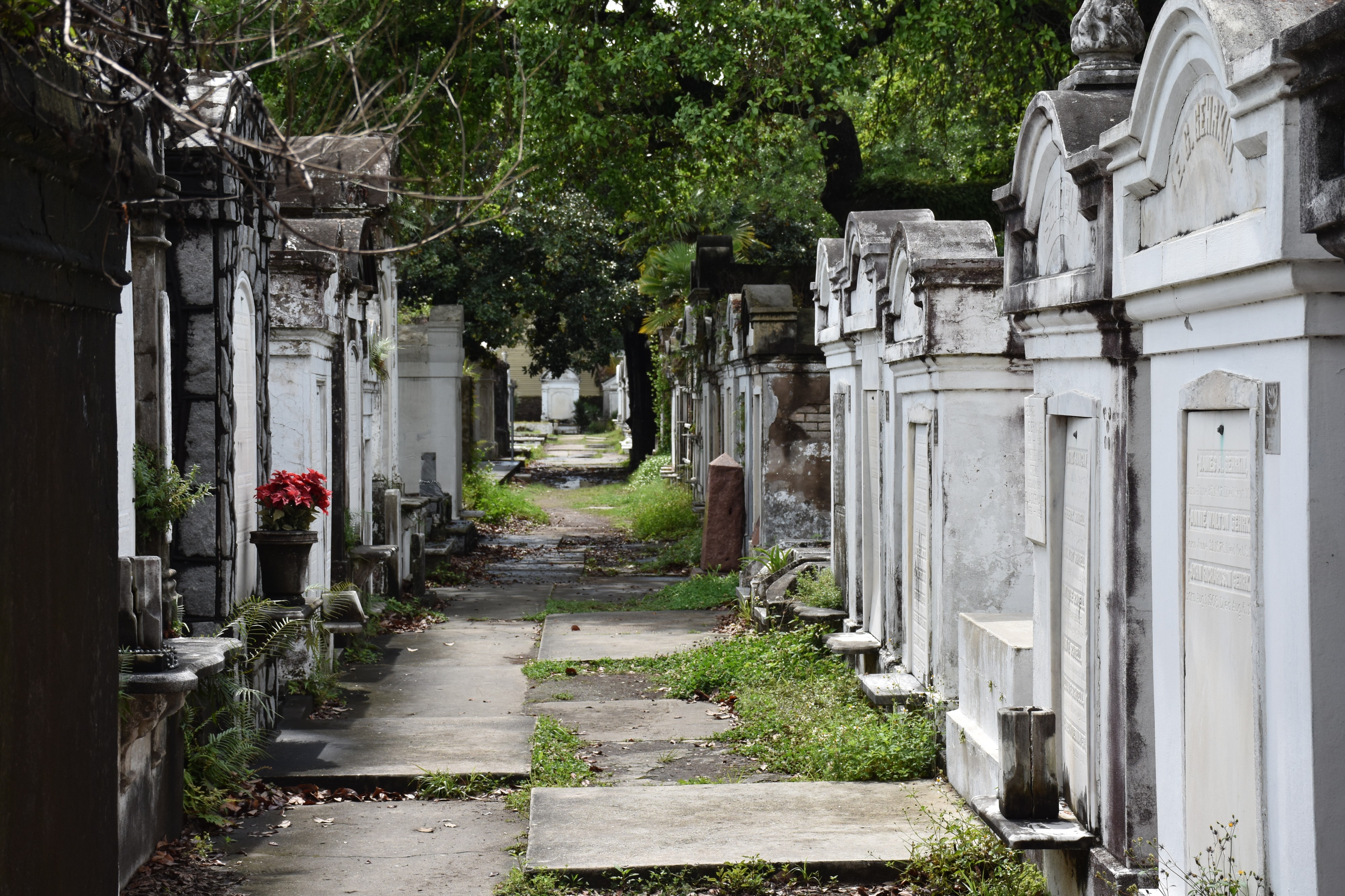 Tombs at Lafayette Cemetery No 1 Garden District New Orleans 16