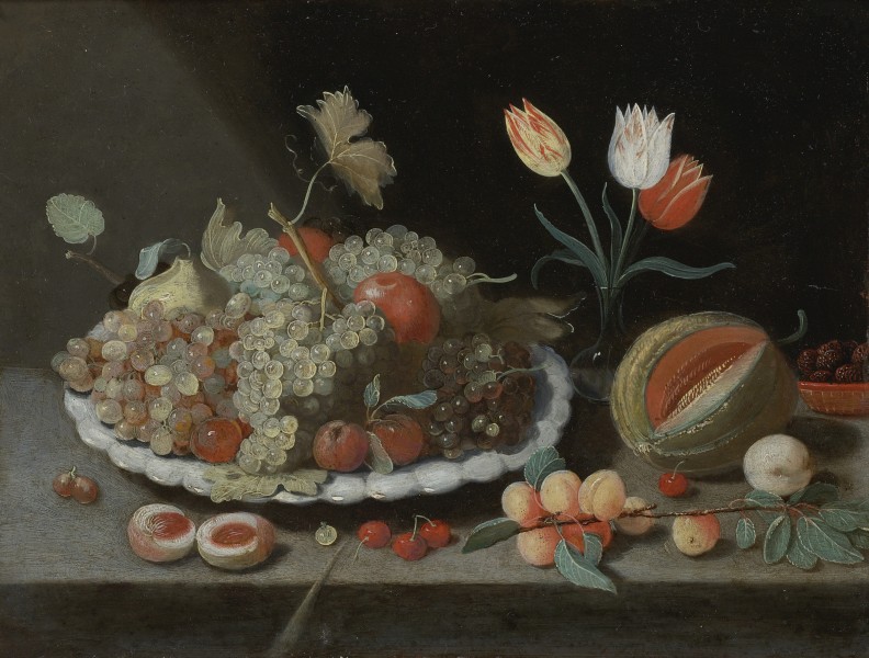 Jan van Kessel de Oude - Stilleven met druiven en ander fruit op een schotel etc