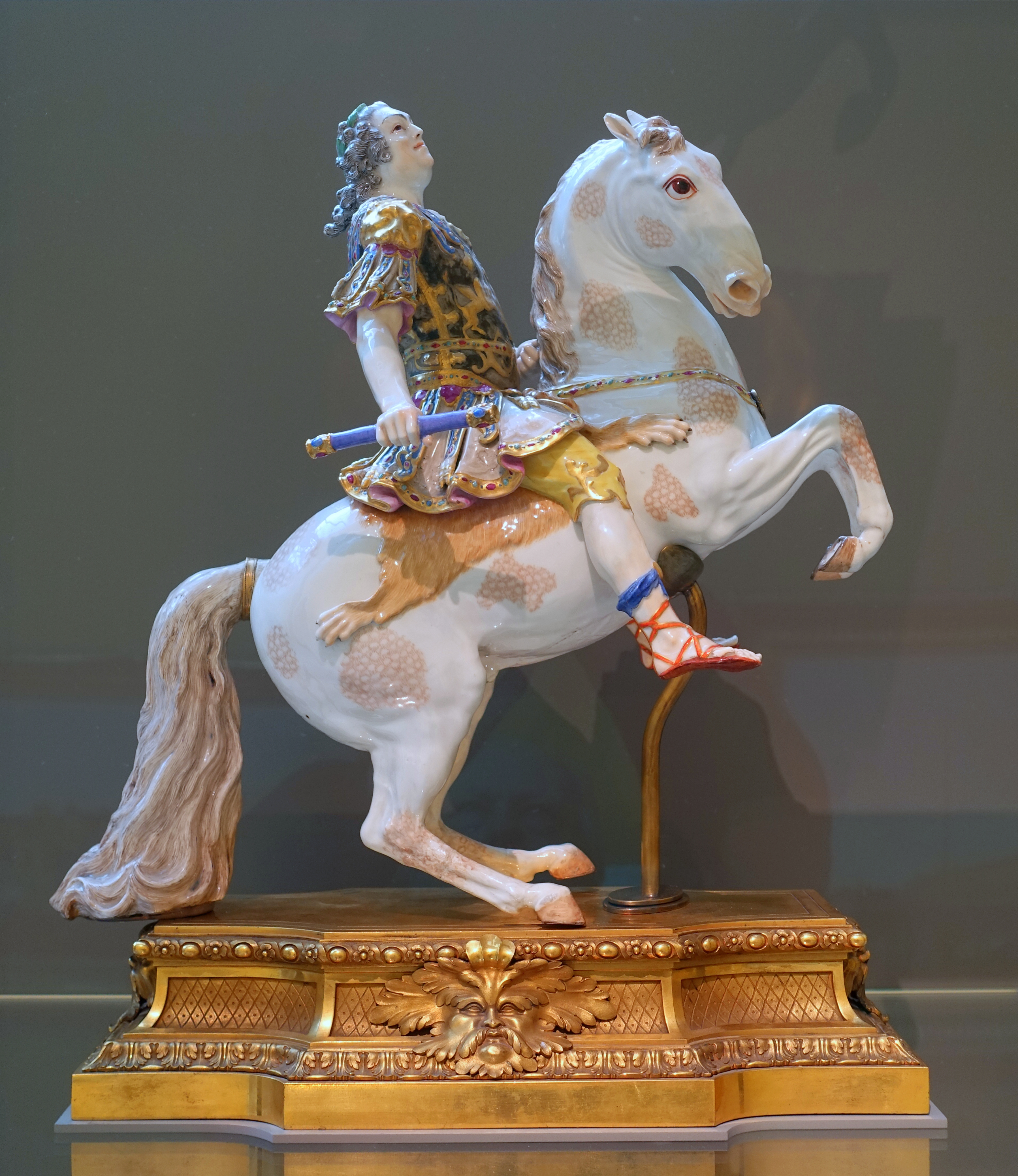Augustus III, Johann Joachim Kaendler, Meissen Porcelain Factory, c. 1753, hard-paste porcelain - Wadsworth Atheneum - Hartford, CT - DSC05283