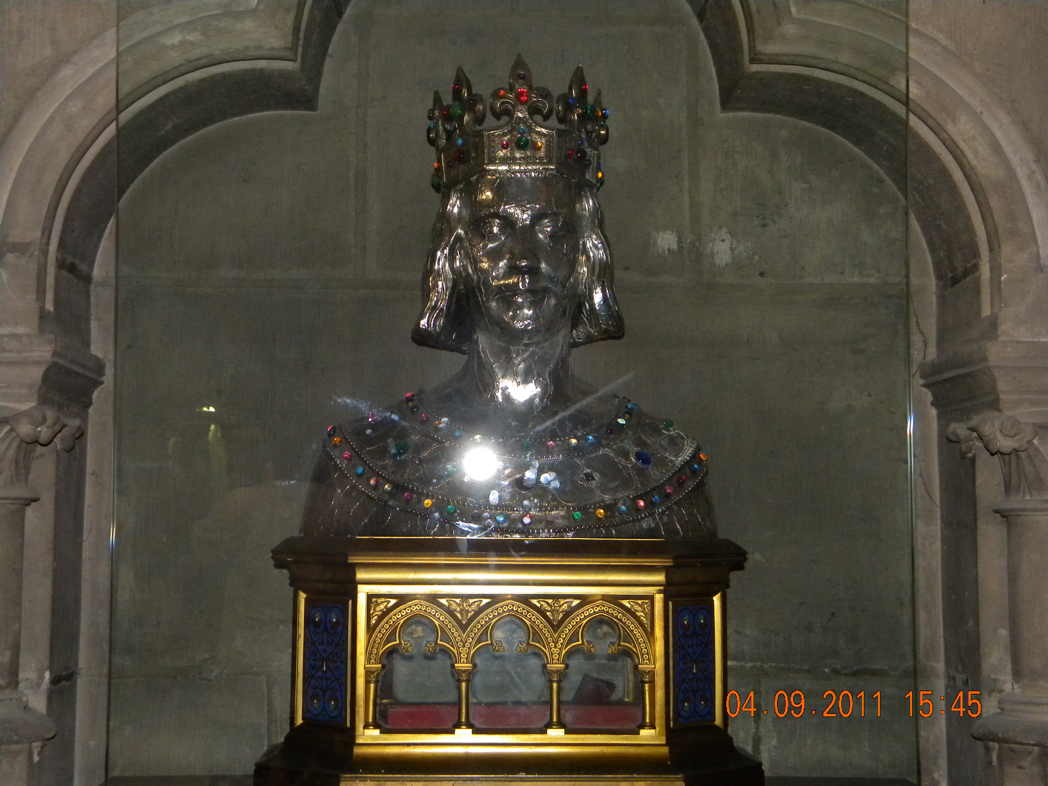 Paris, France, Cathedrale Notre Dame,Tresorerie, Saint Louis bust (2)