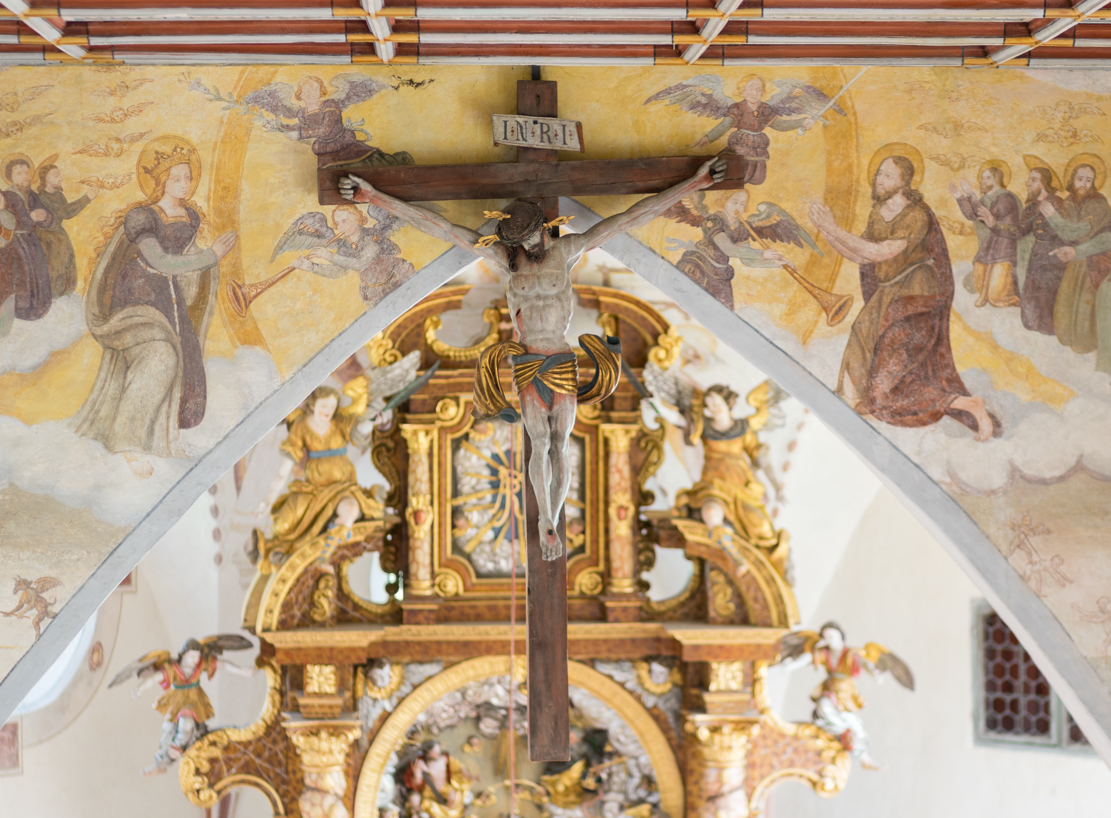 St. Simon und Judas Thaddäus (Holzgünz) - cross hanging from the ceiling