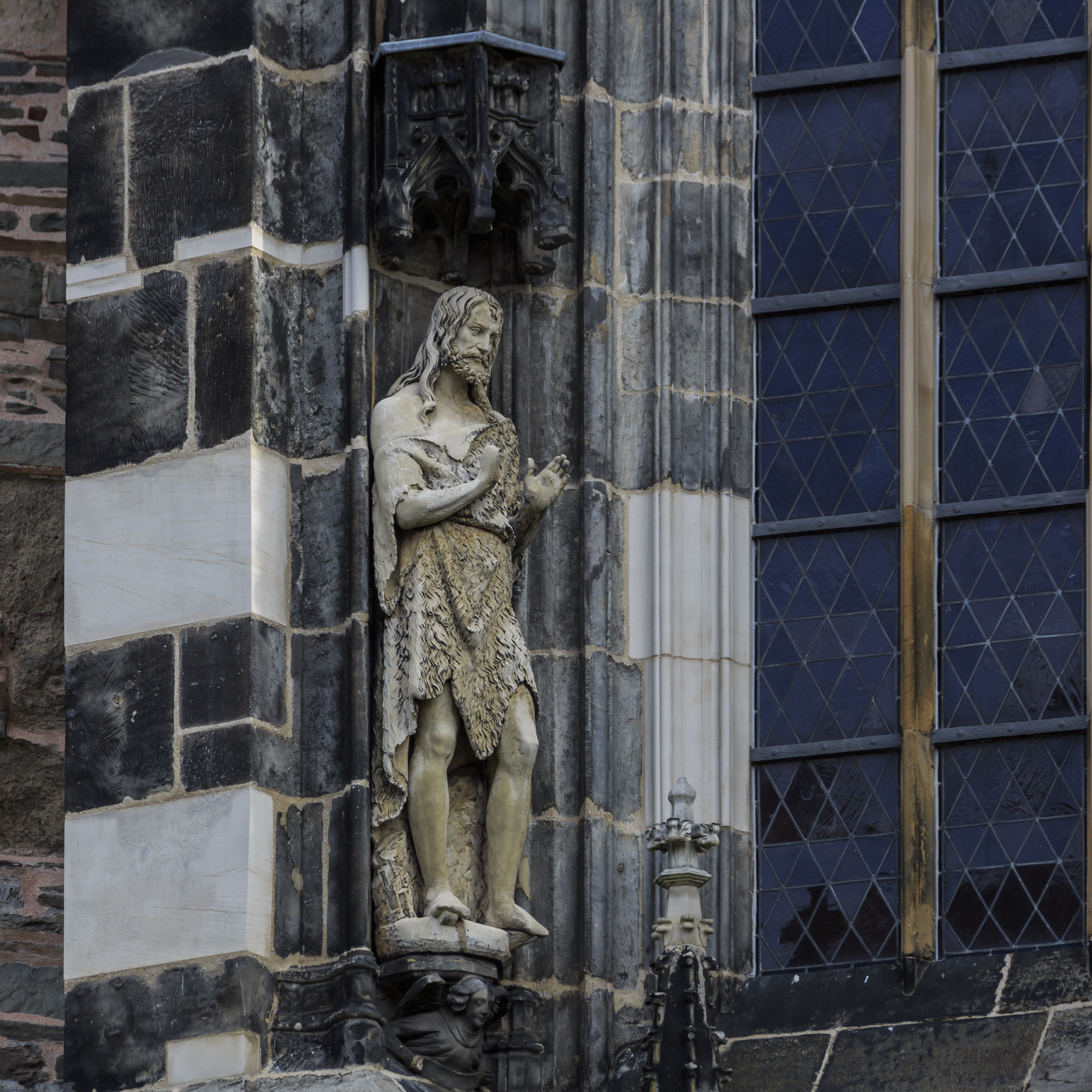 Aachen Germany Imperial-Cathedral-04
