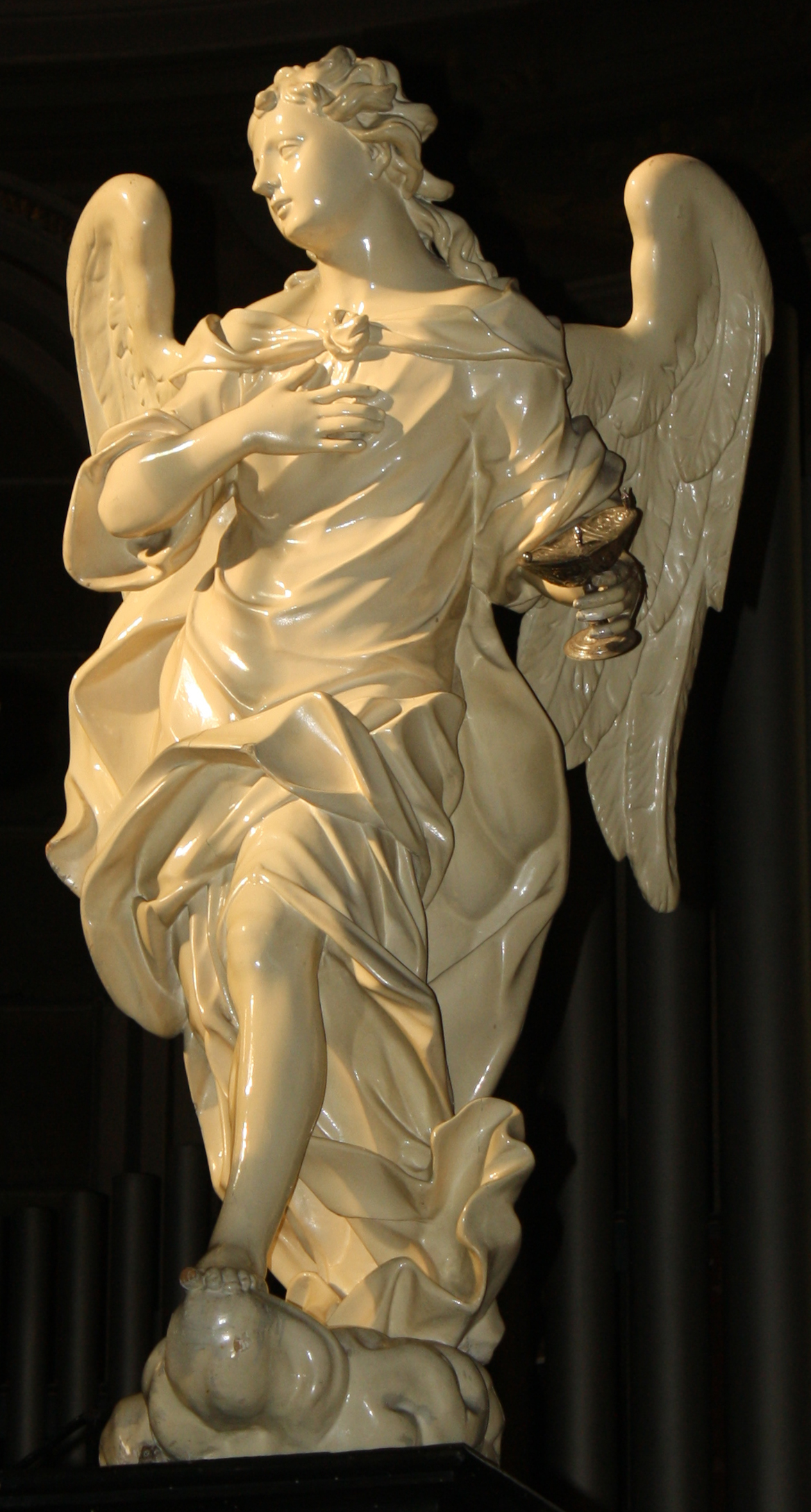 Angelo incensatorio adulto in San Michele Arcangelo (Busto Arsizio)