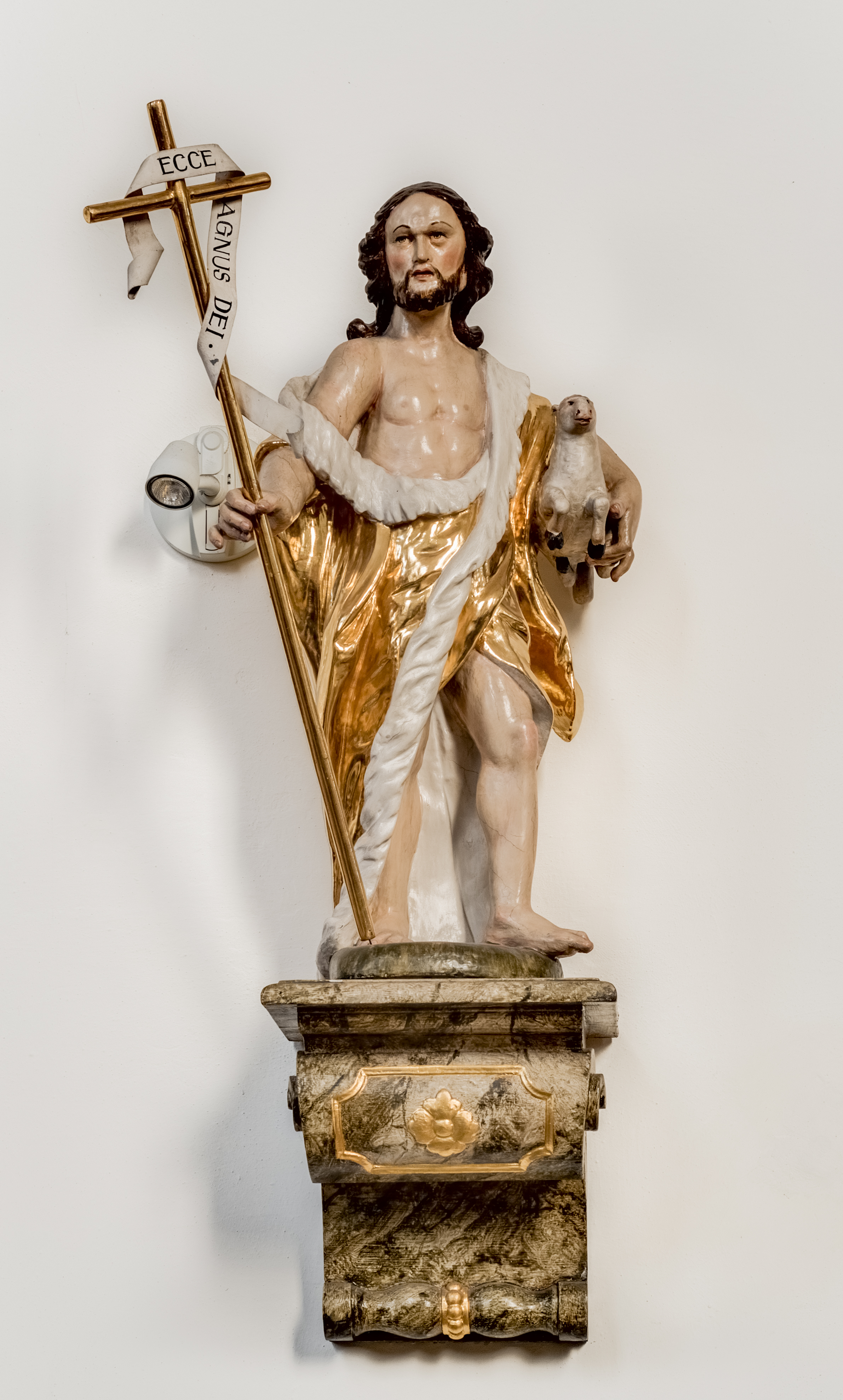 Buttenheim-Saint-John-statue-P1245685hdr