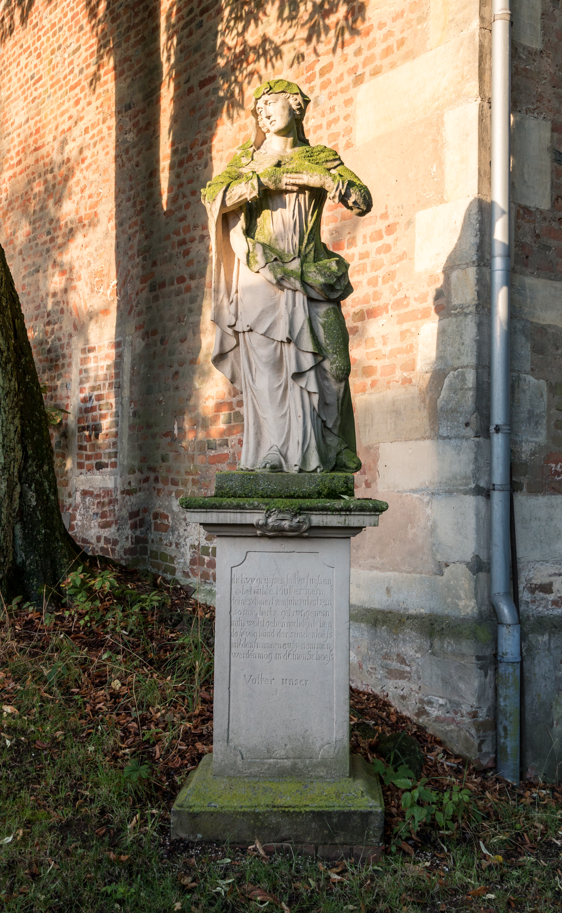 Dülmen, Kreuzkapelle -- 2014 -- 2721