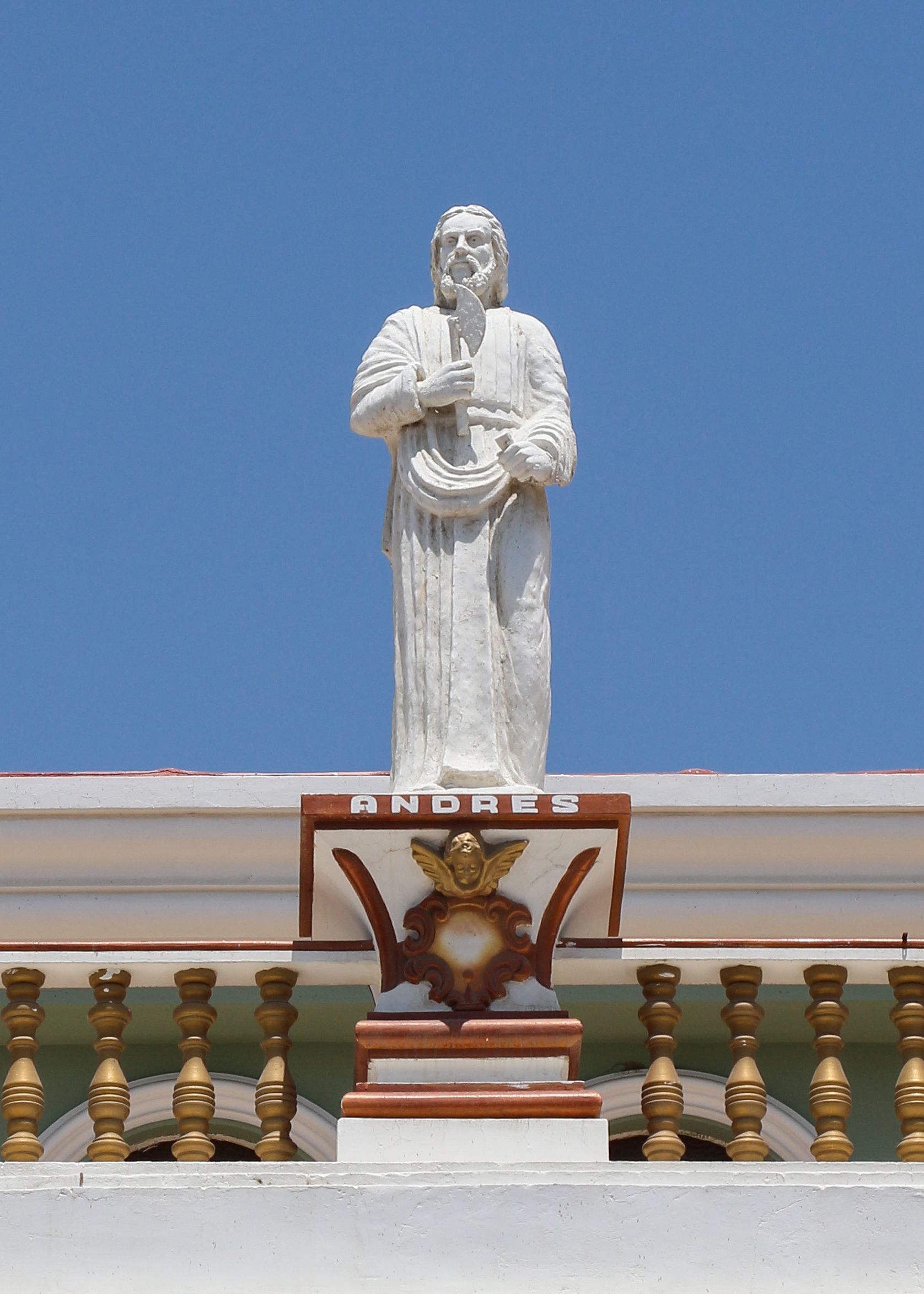 Iglesia San Juan Bautista, Catacaos - Statue of Saint Andrew