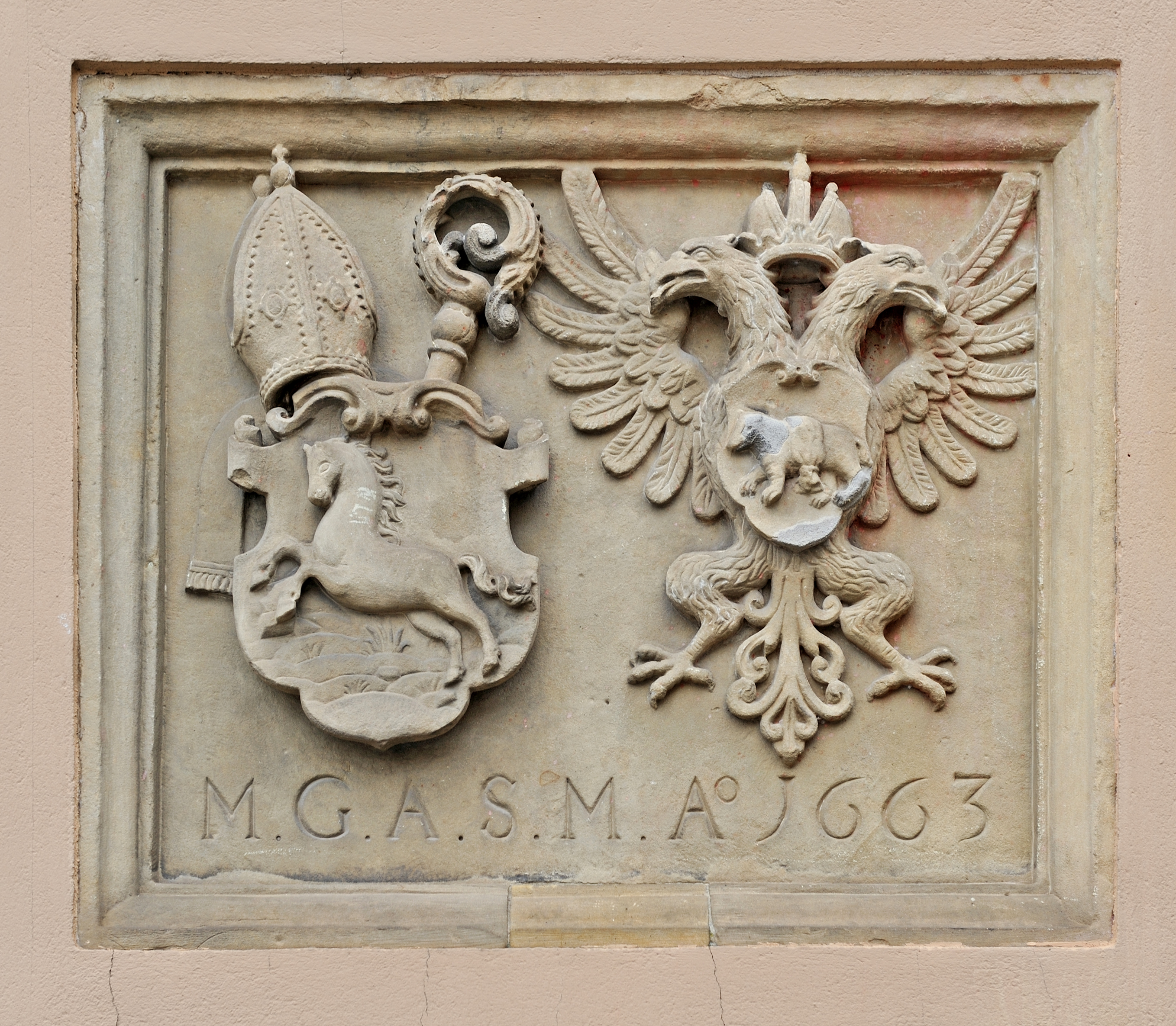 Luxembourg City pl de Clairefontaine relief