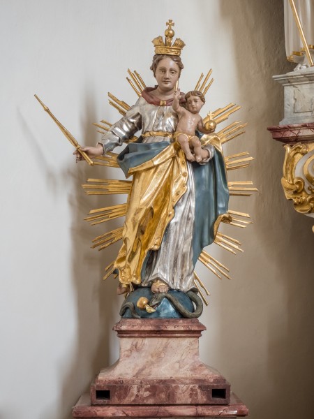 Bramberg Kirche Mary statue P4RM2166