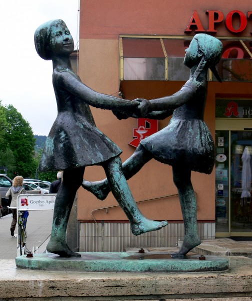 Jena Skulptur Kinder Weigelstraße