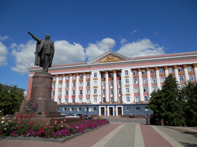 Lenin at Kursk - panoramio