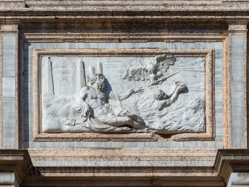 Loggetta Sansovino rilievo a sinistra Campanile San Marco Venezia