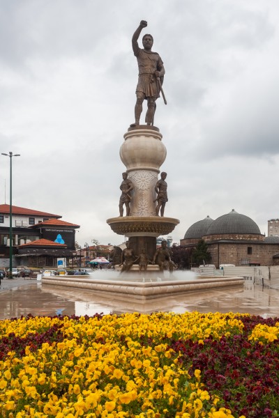 Monumento del Guerrero, Skopie, Macedonia, 2014-04-17, DD 40