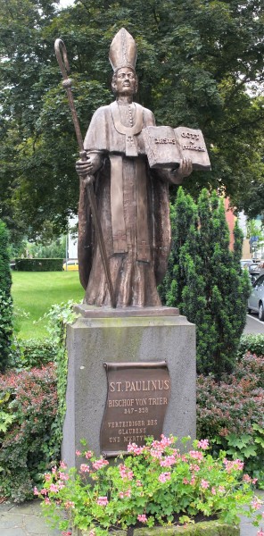 Trier Paulin Statue