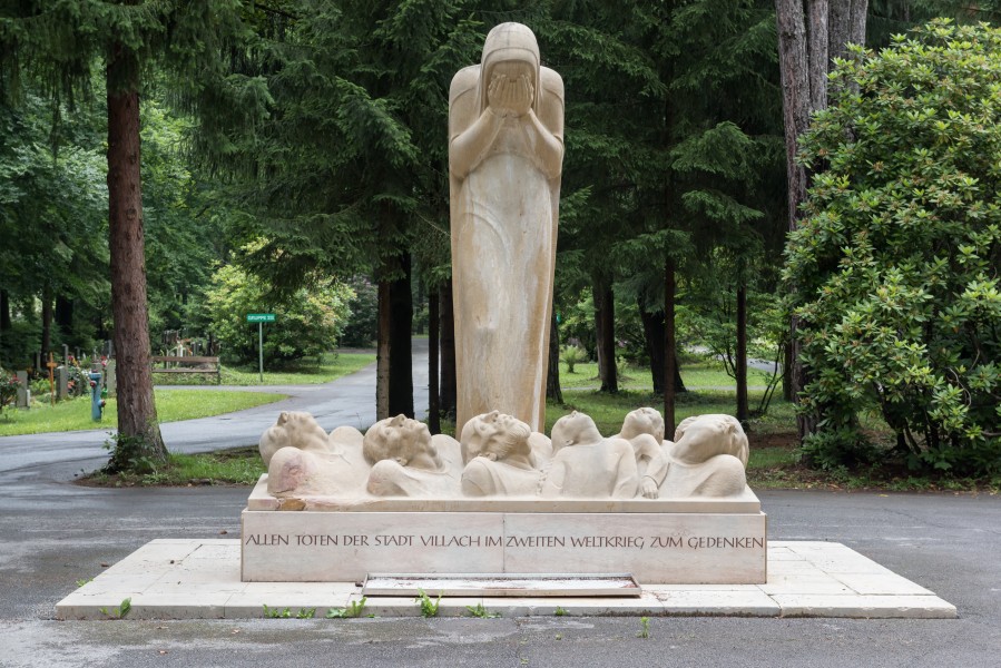 Villach Sankt Martin Waldfriedhof Kriegerdenkmal von Josef Dobner 17062015 4840