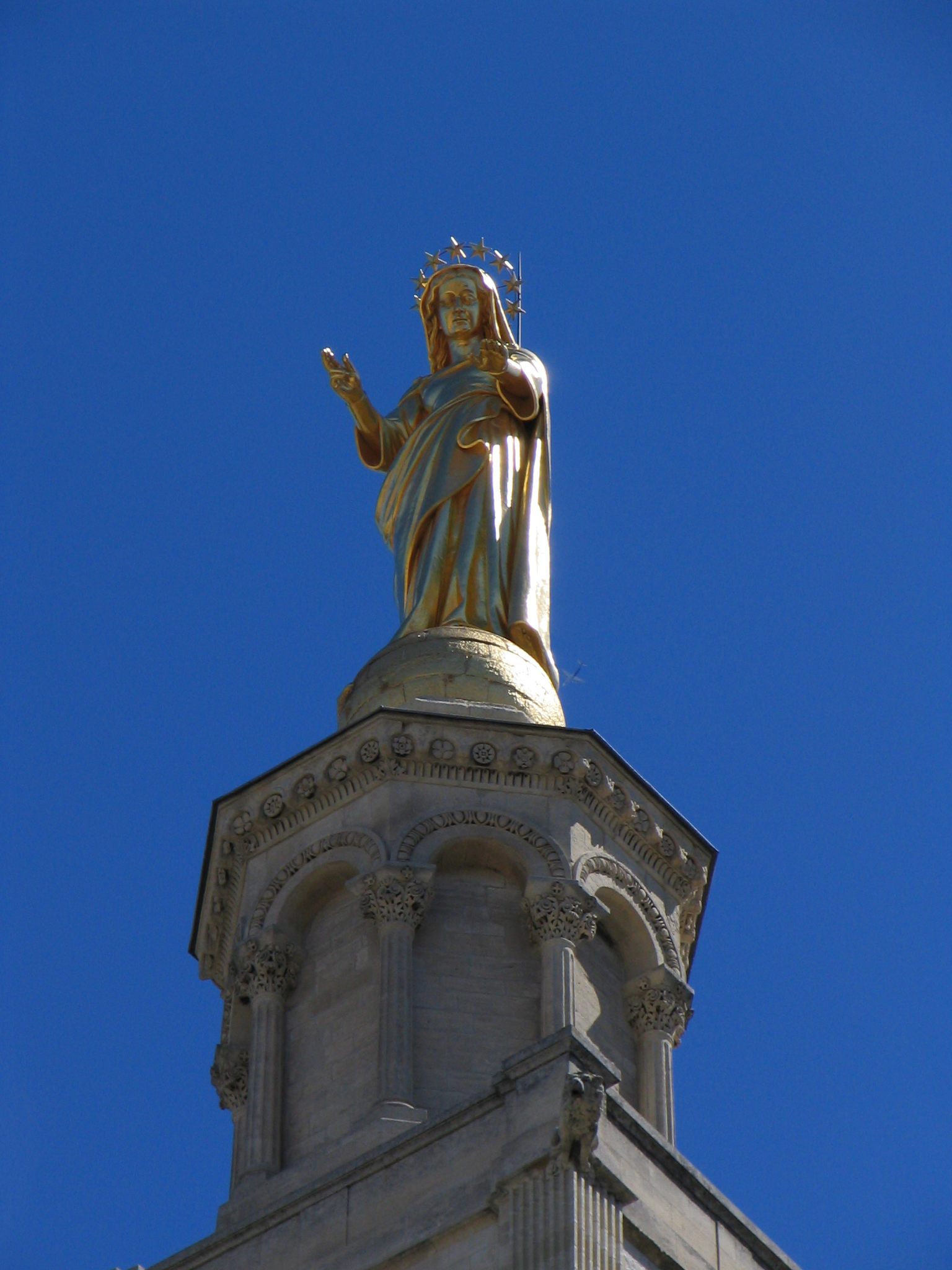 Statue Palace des Papes