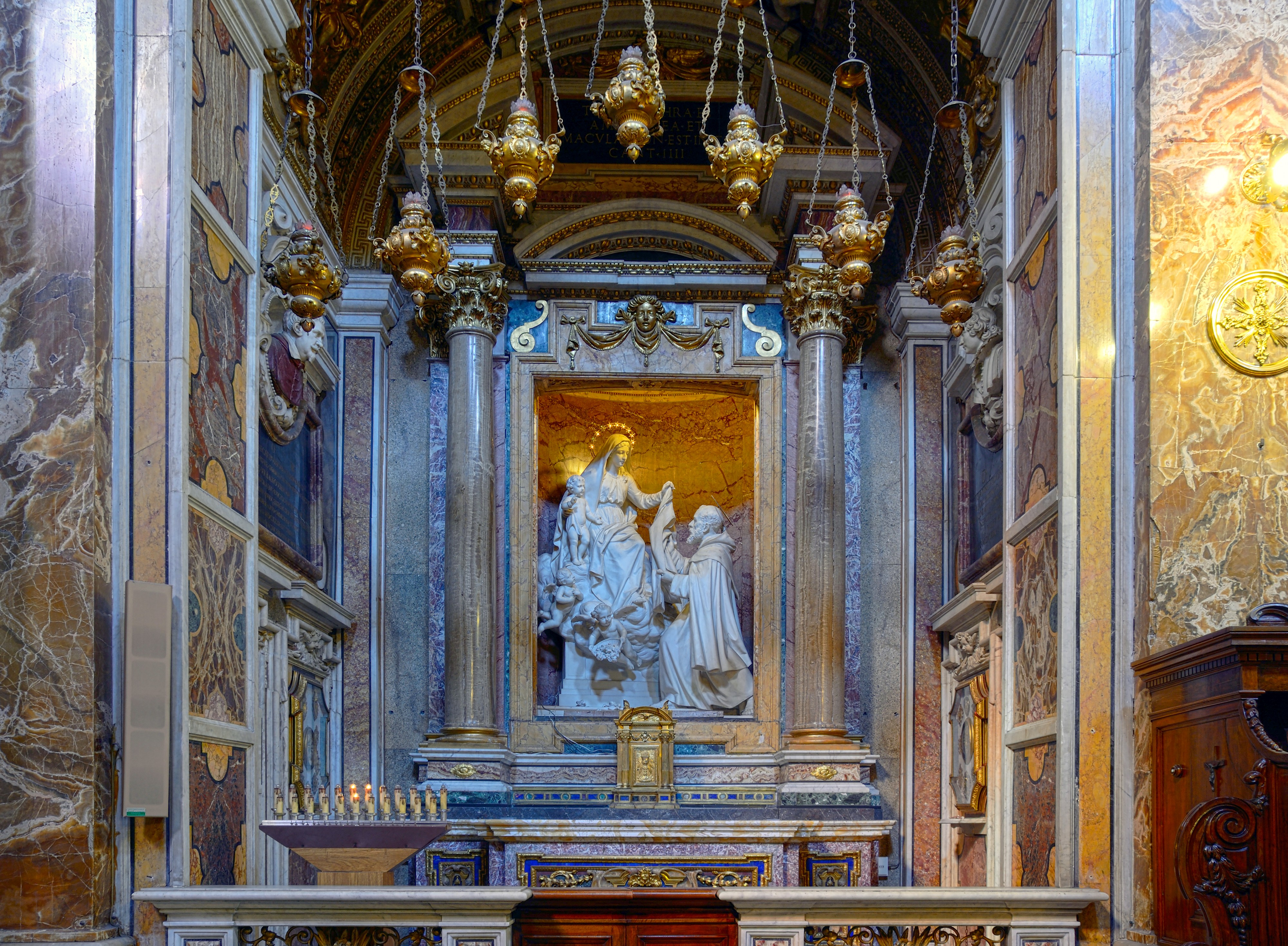 Chapel in Santa Maria della Vittoria in Rome HDR