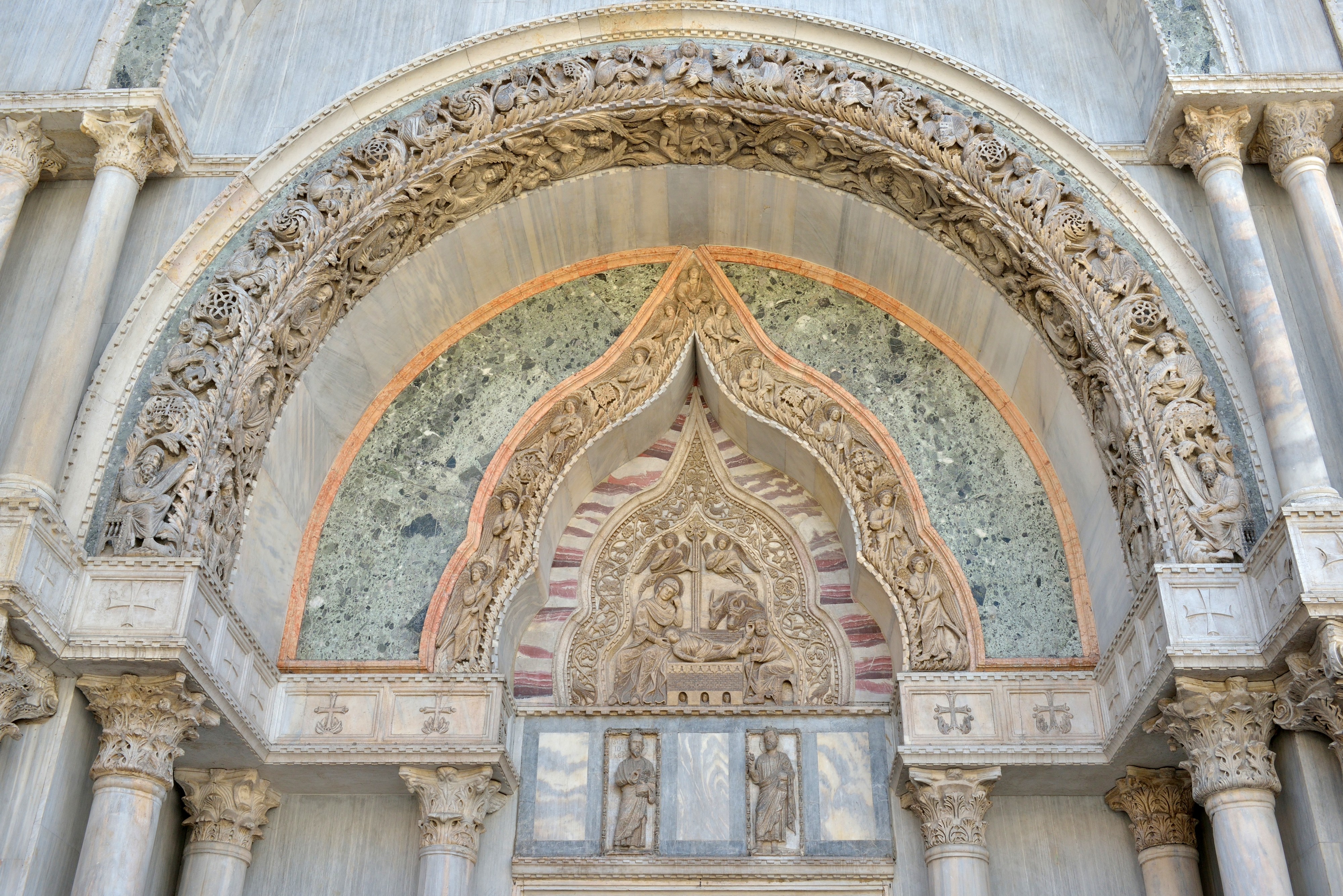 San Marco Venezia portale nord con Nativitá 2a versione