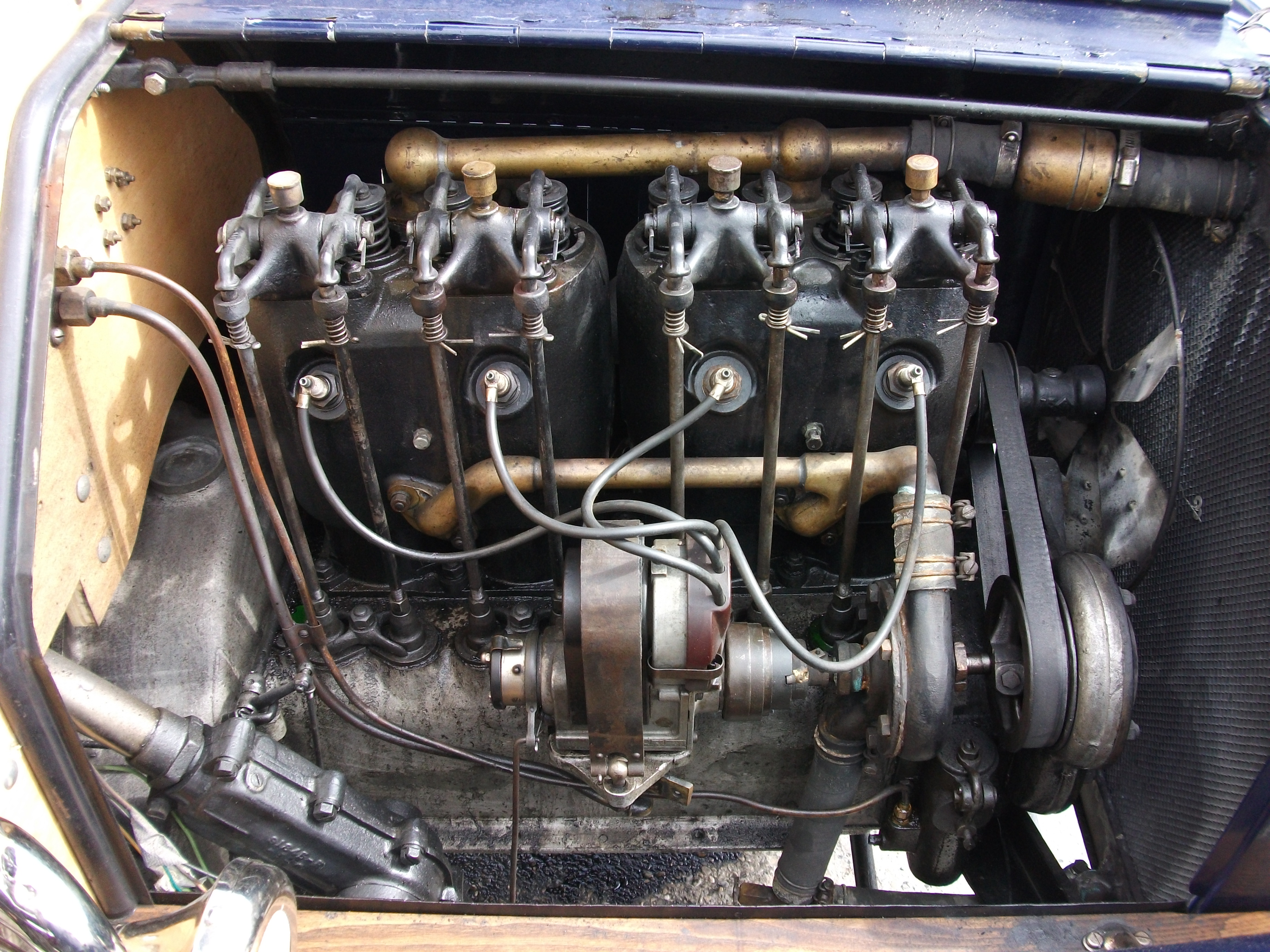 1912McLaughlin29-engine