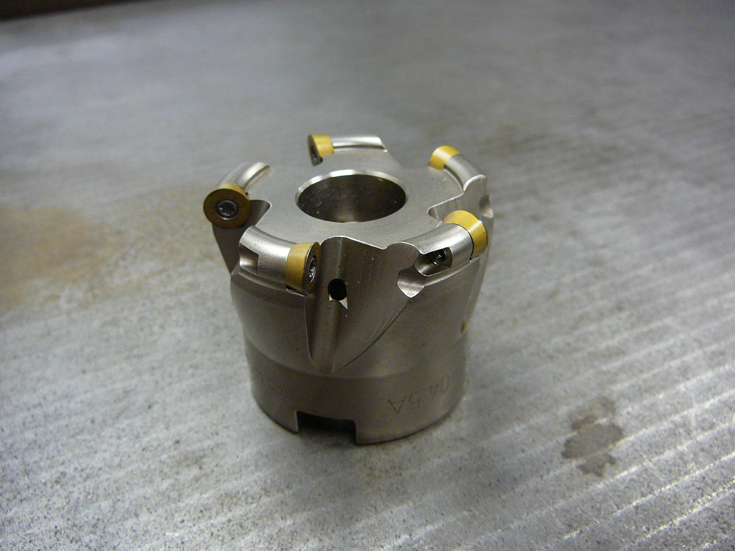 Carbide tipped face mill (3)