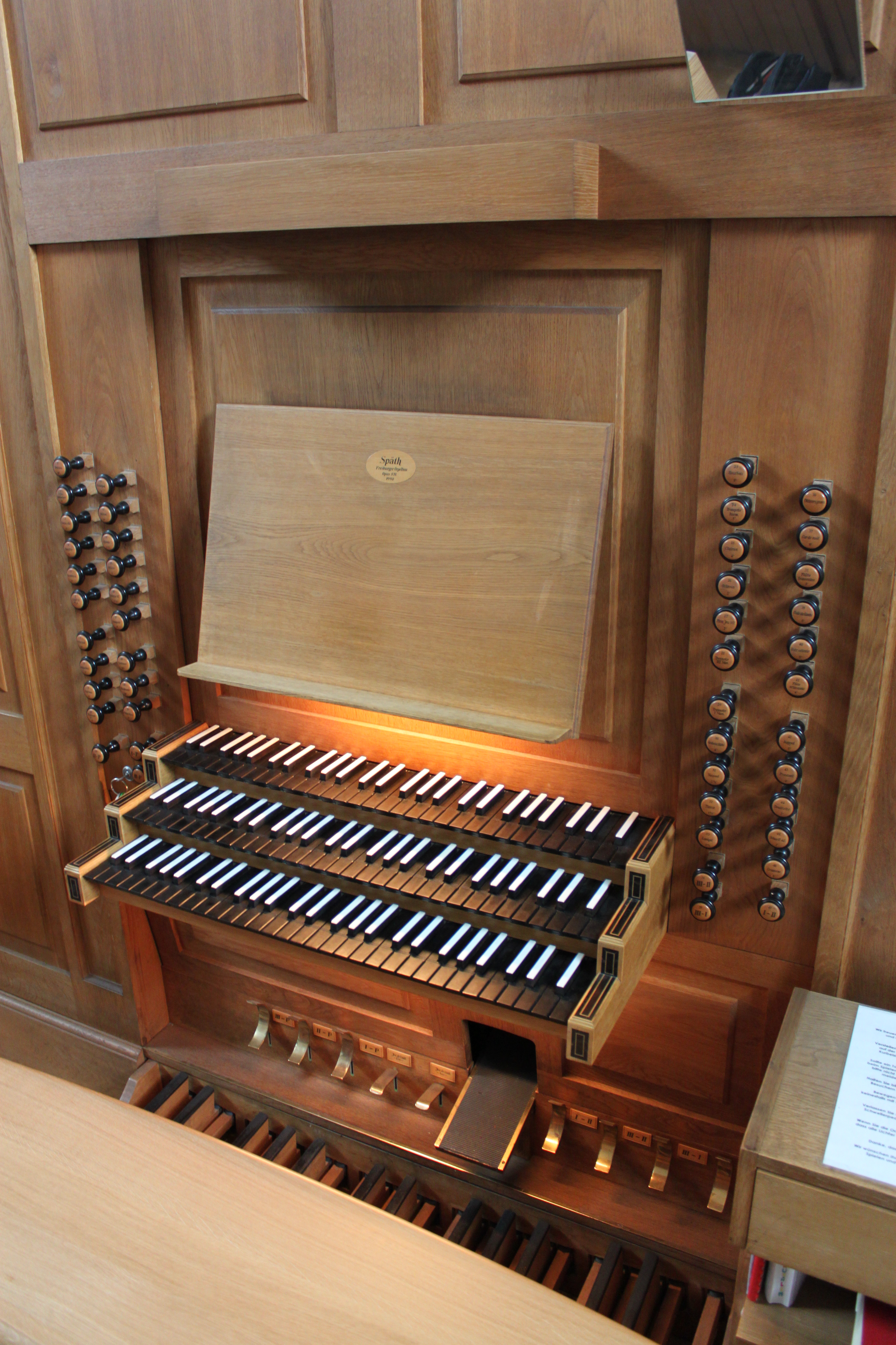 Spieltafel Orgel Kalvarienbergkirche Wien 03