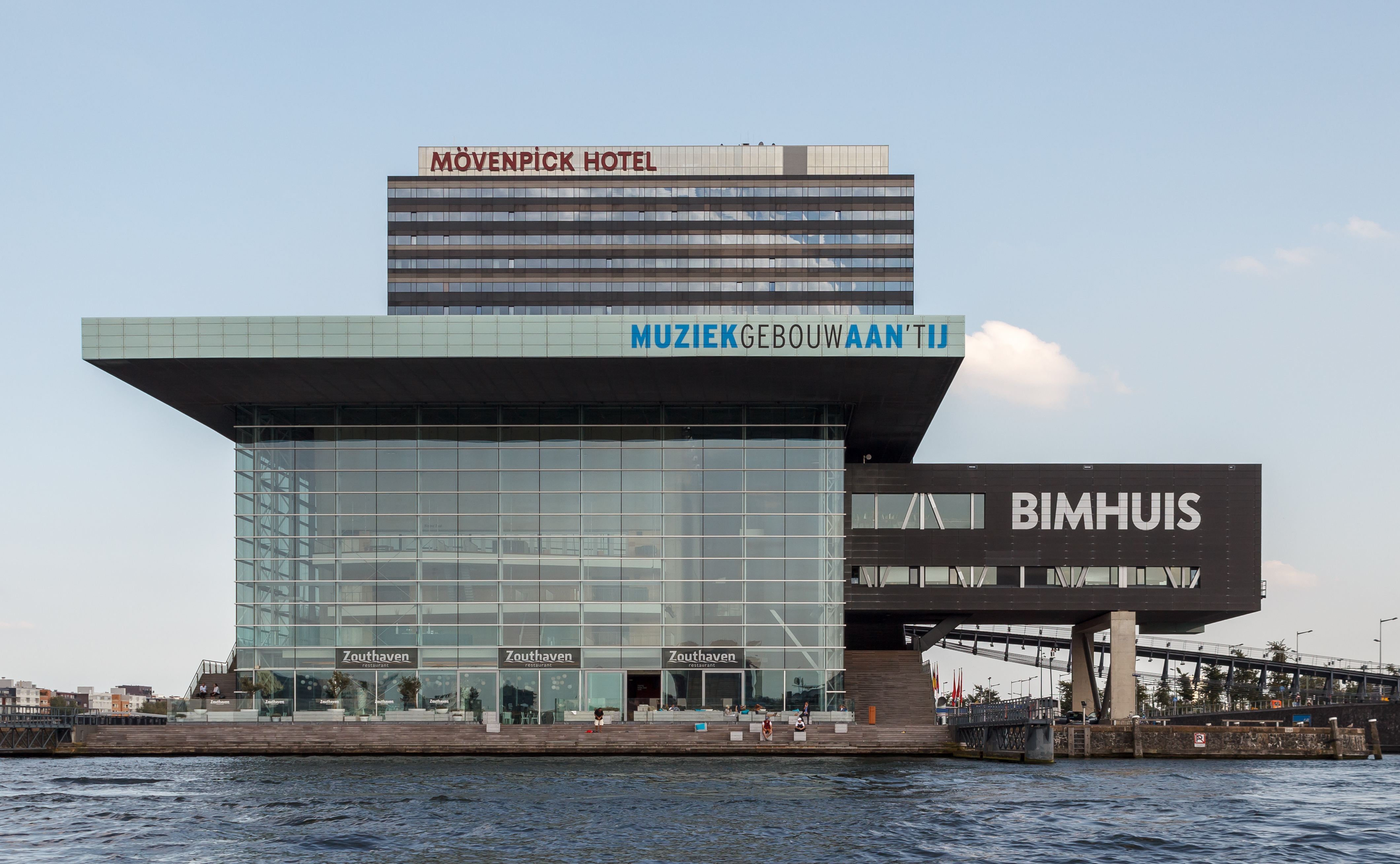 Muziekgebouw aan 't IJ and Mövenpick Hotel Amsterdam from tour boat 2016-09-12-6556