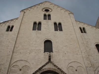 Free photo of Bari. The Basilica di San Nicola was founded in 1087 to receive the relics of this saint, which were brought from Myra in Lycia. The relics of Saint Nicholas of Myra in Bari attract many pilgrims, whose encouragement and care became central to the economy of Bari.<br>Name of photo's author: Free-Photos.biz<br>This photo was taken in: Bari, Italy