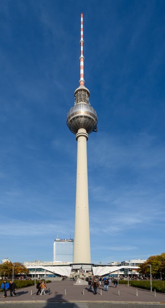 Fernsehturm-Berlin-2015