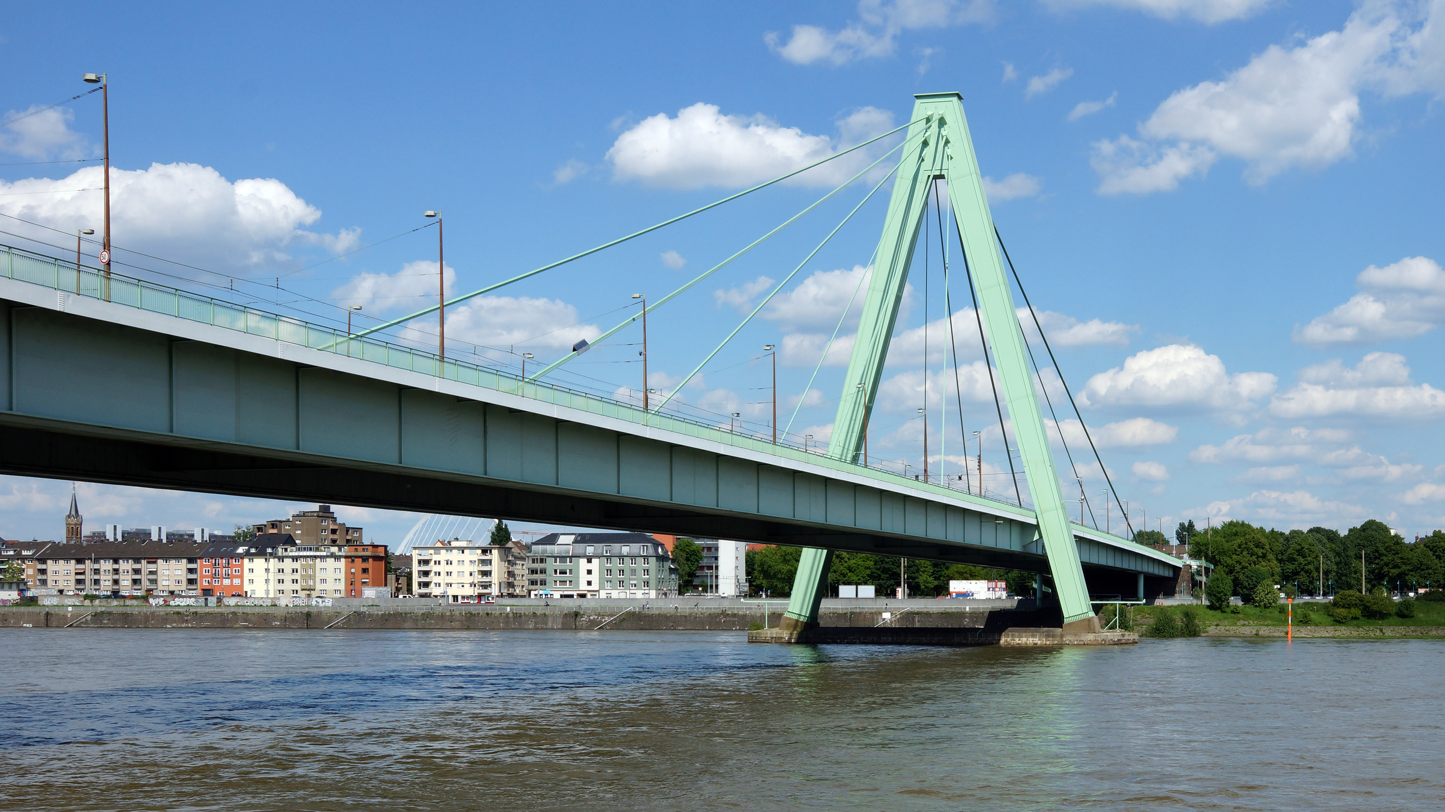 Severinsbrücke 2013-05-28-06