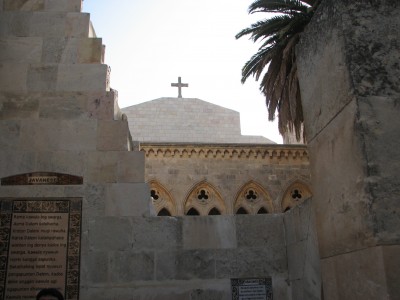 Jerusalem is Israel's largest city (if East Jerusalem is included) in both population and area, with a population of 763,800 residents over an area of 125.1 km2. Located in the Judean Mountains, between the Mediterranean Sea and the northern edge of the Dead Sea. Jerusalem is a holy city to the three major Abrahamic religions— Judaism, Christianity and Islam. In Judaism, Jerusalem has been the holiest city since, according to the Biblical Old Testament, King David of Israel first established it as the capital of the united Kingdom of Israel in c. 1000 BCE, and his son Solomon commissioned the building of the First Temple in the city. In Christianity, Jerusalem has been a holy city since, according to the New Testament, Jesus was crucified in c. 30 CE, and 300 years later Saint Helena identified the pilgrimage sites of Jesus' life. In Sunni Islam, Jerusalem is the third-holiest city.<br>Name of photo's author: Free-Photos.biz<br>This photo was taken in: Jerusalem, Israel