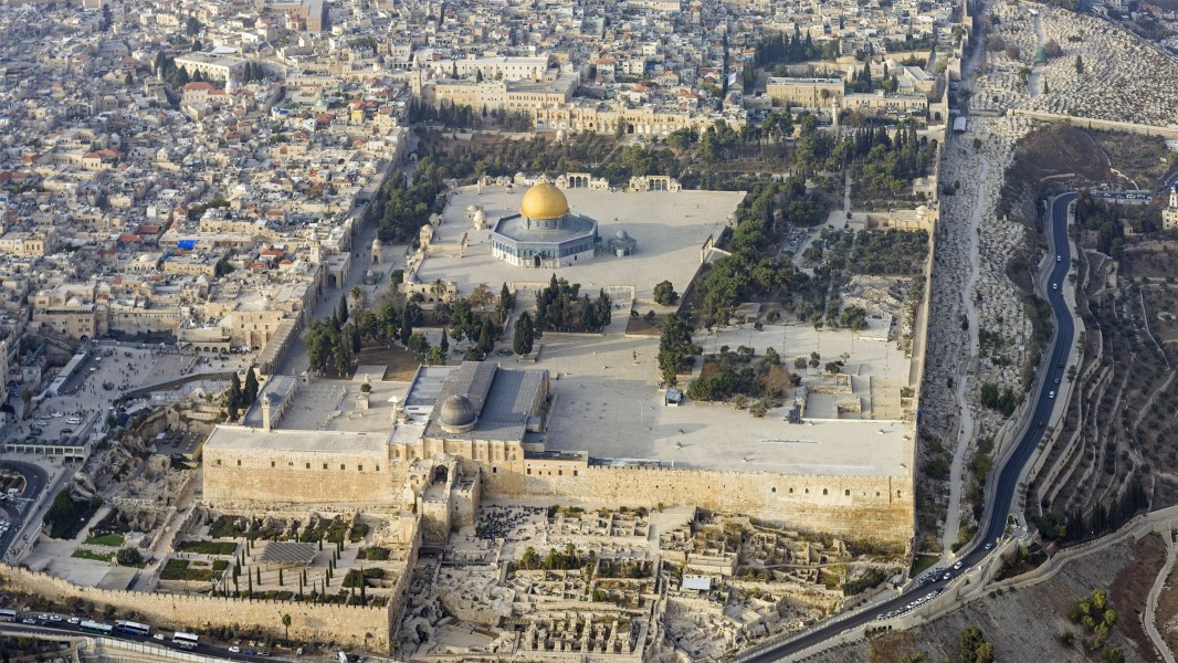 ISR-2013-Aerial-Jerusalem-Temple Mount 02