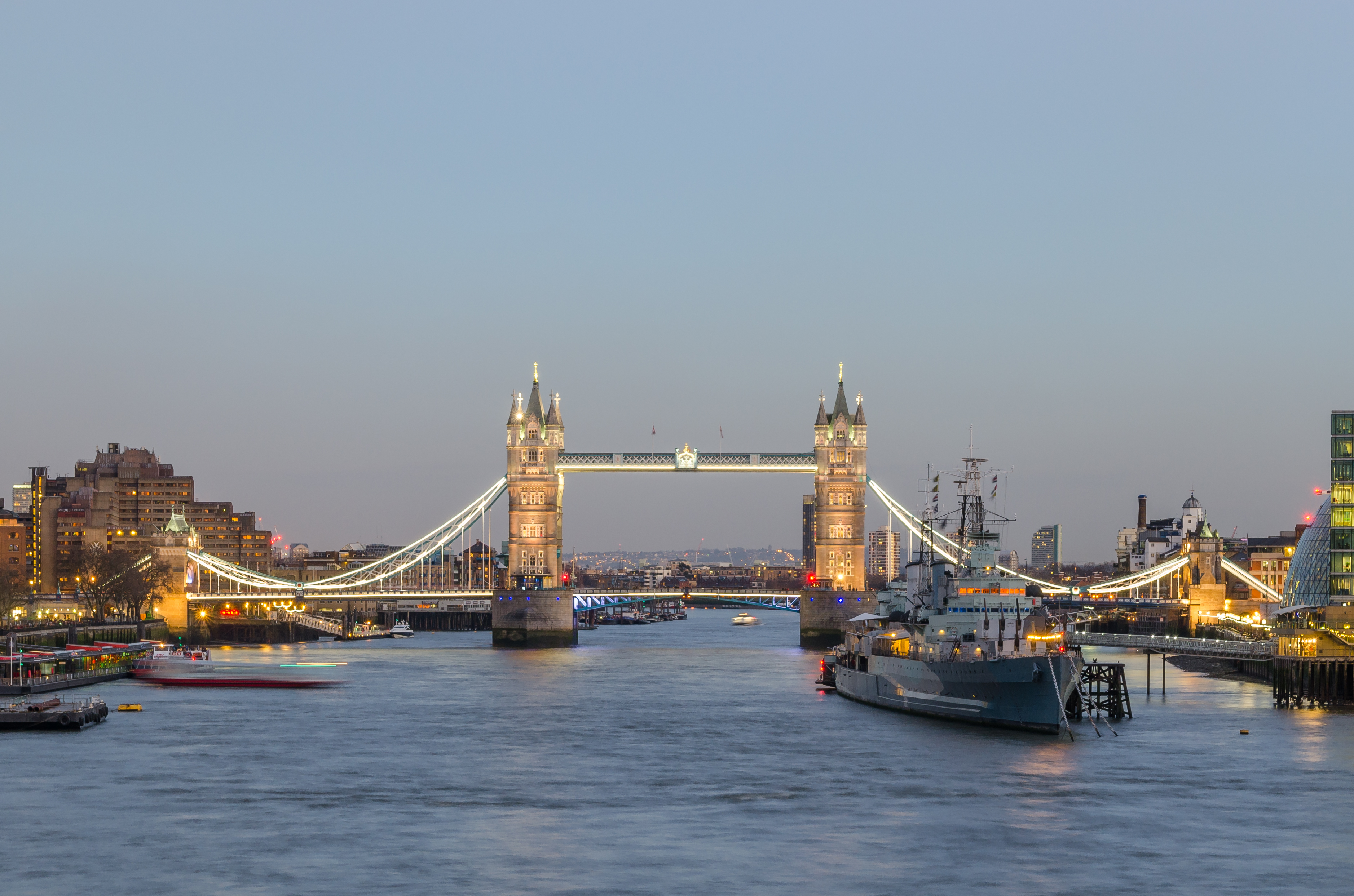 Tower Bridge Mars 2014 02