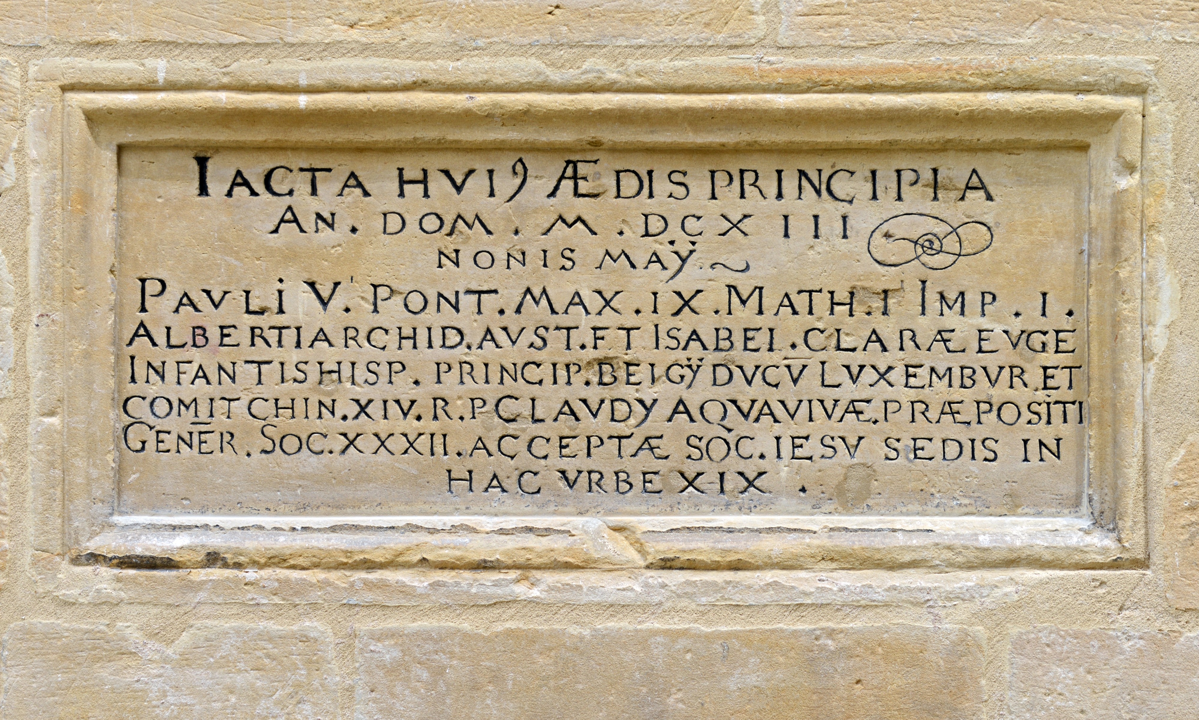 Luxembourg Cathédrale Notre-Dame Latin inscription 1613